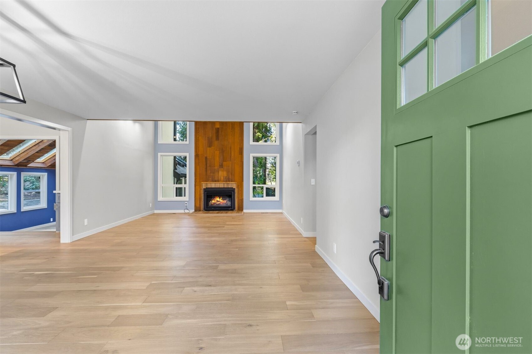 11785 Penny Place NE