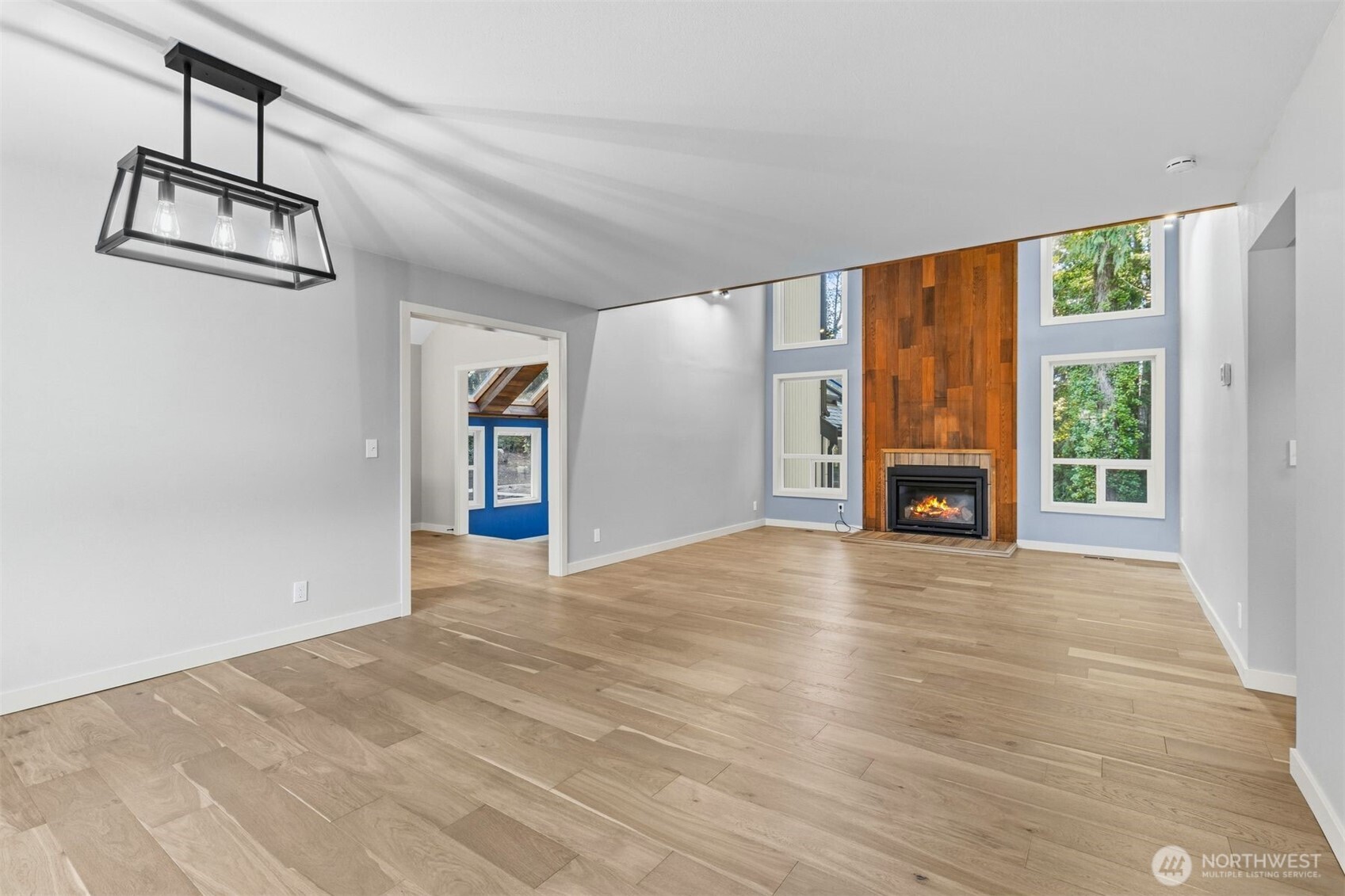 11785 Penny Place NE