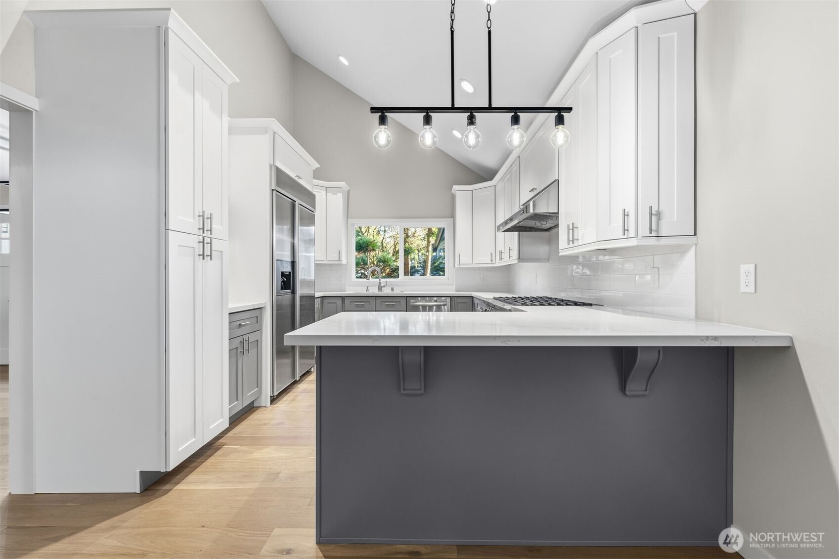 11785 Penny Place NE