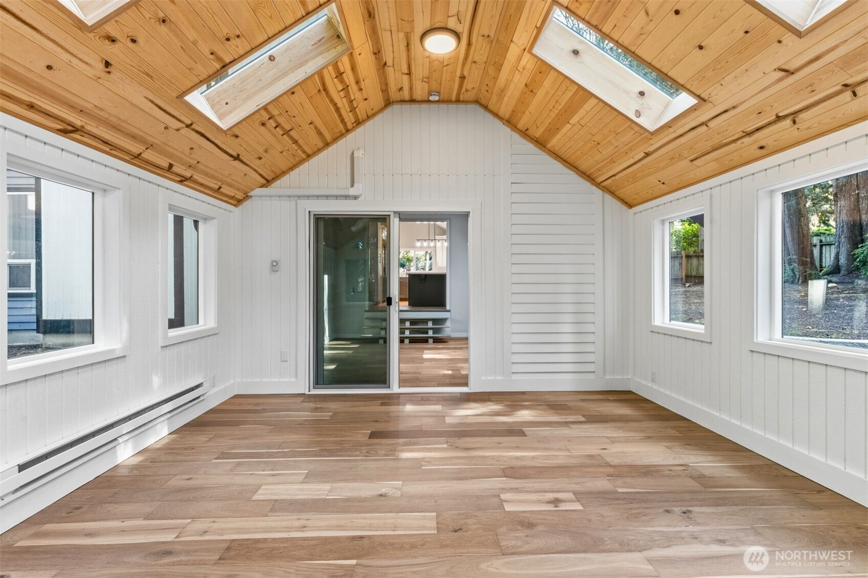 11785 Penny Place NE