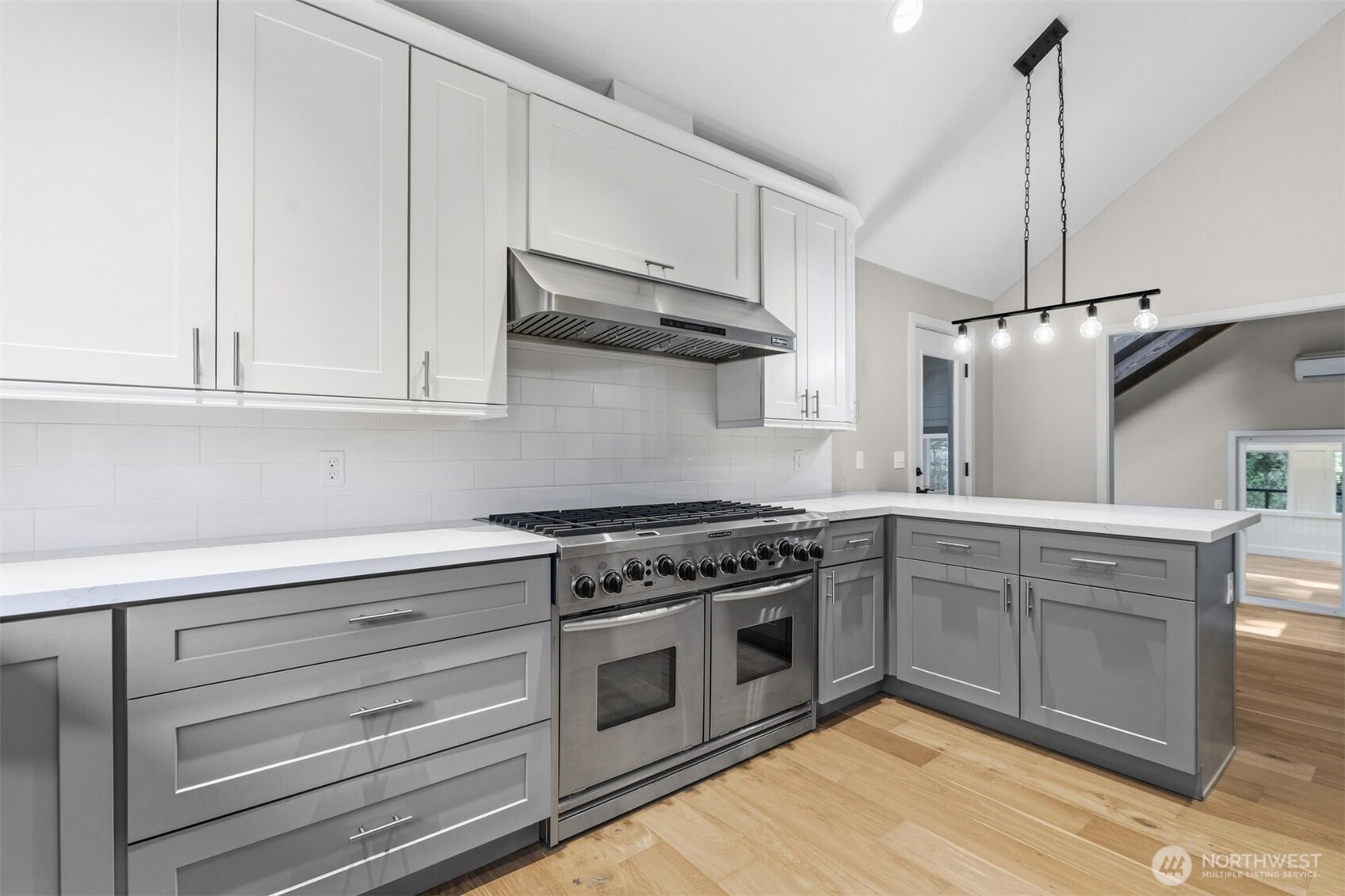 11785 Penny Place NE