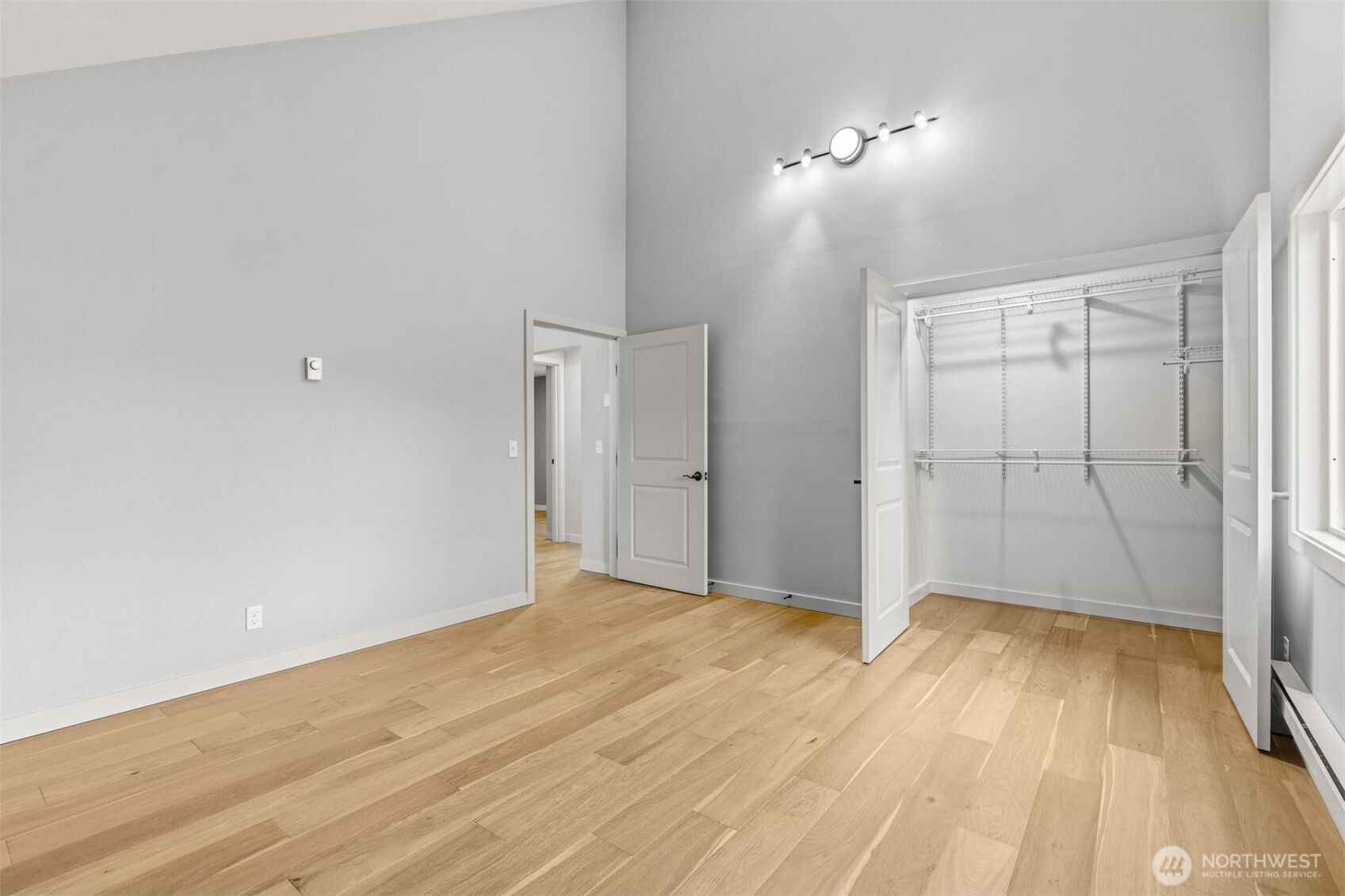 11785 Penny Place NE