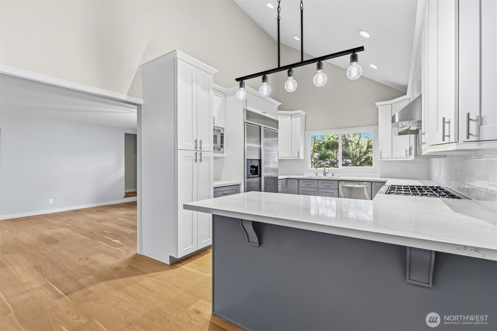 11785 Penny Place NE