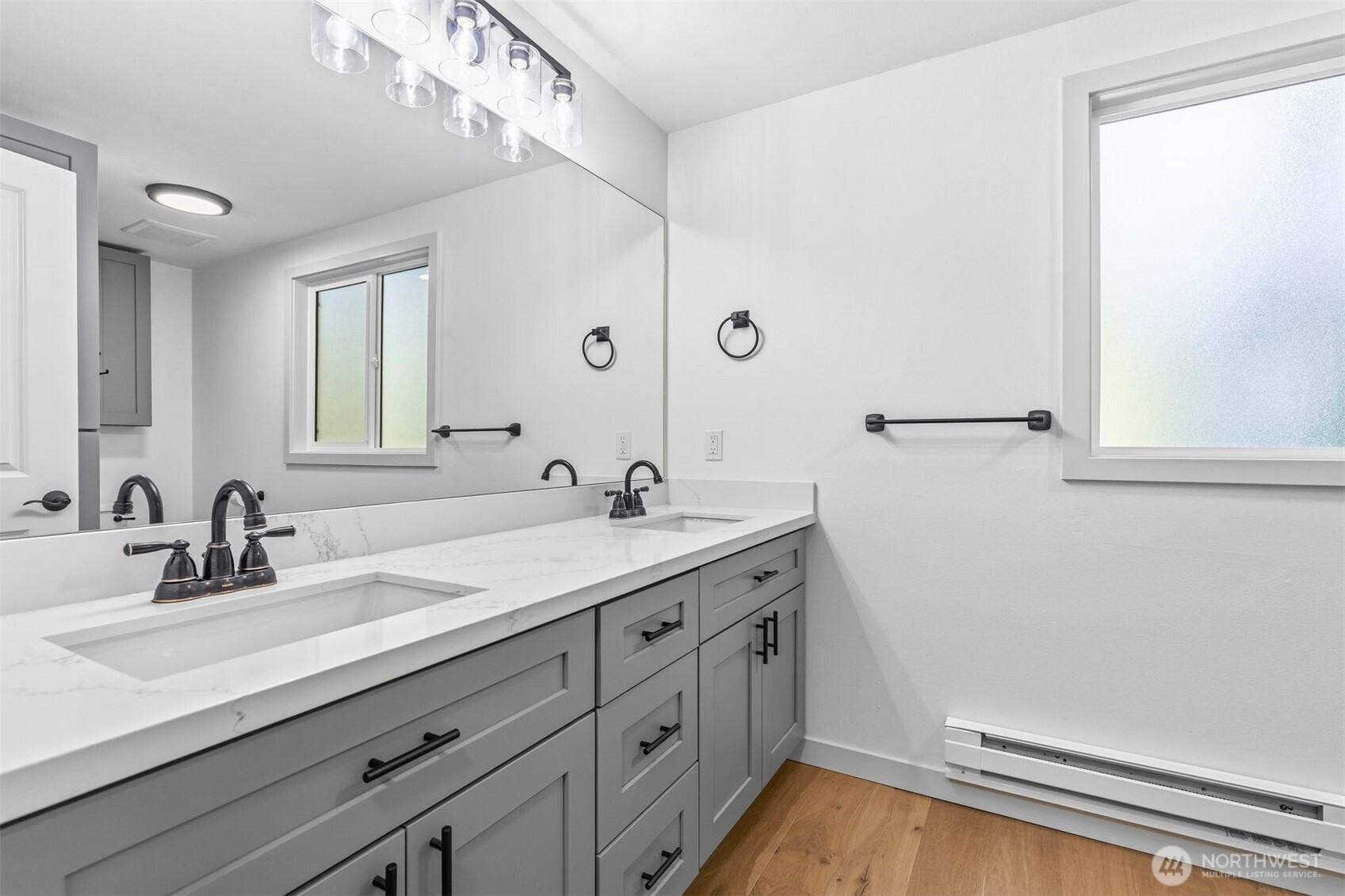 11785 Penny Place NE