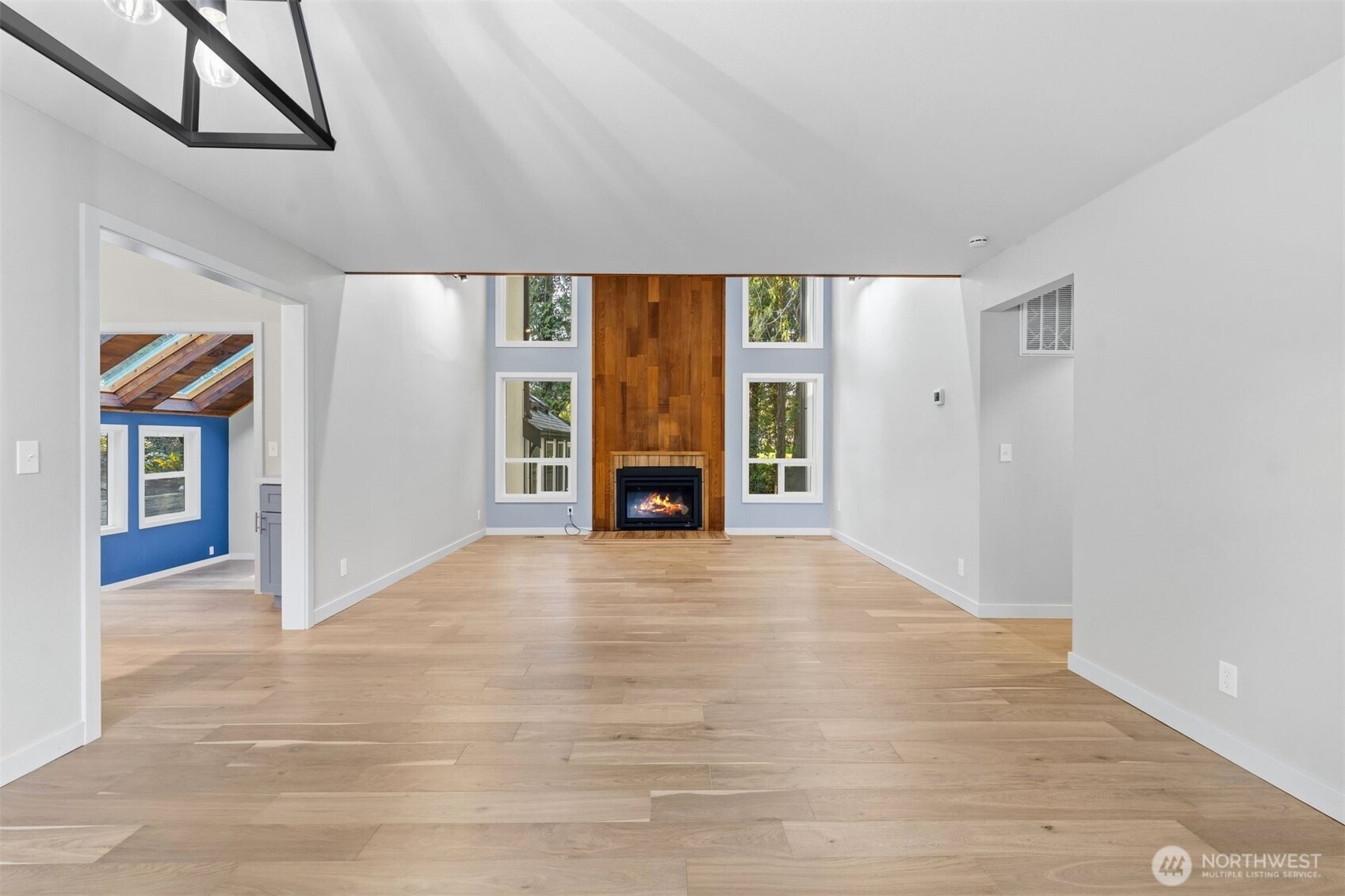 11785 Penny Place NE