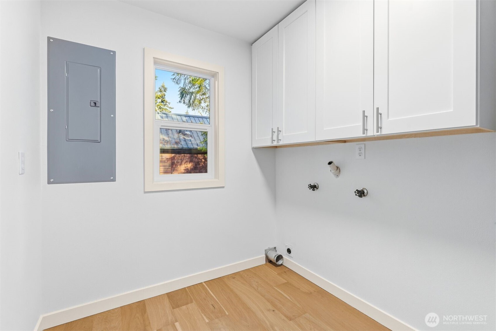 11785 Penny Place NE