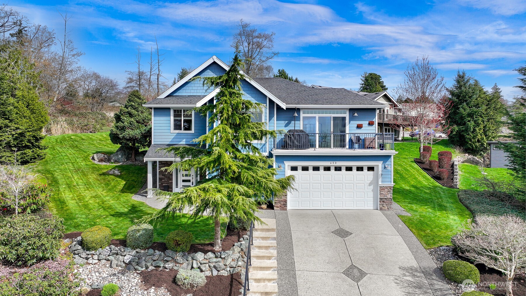 658 Parkside Place