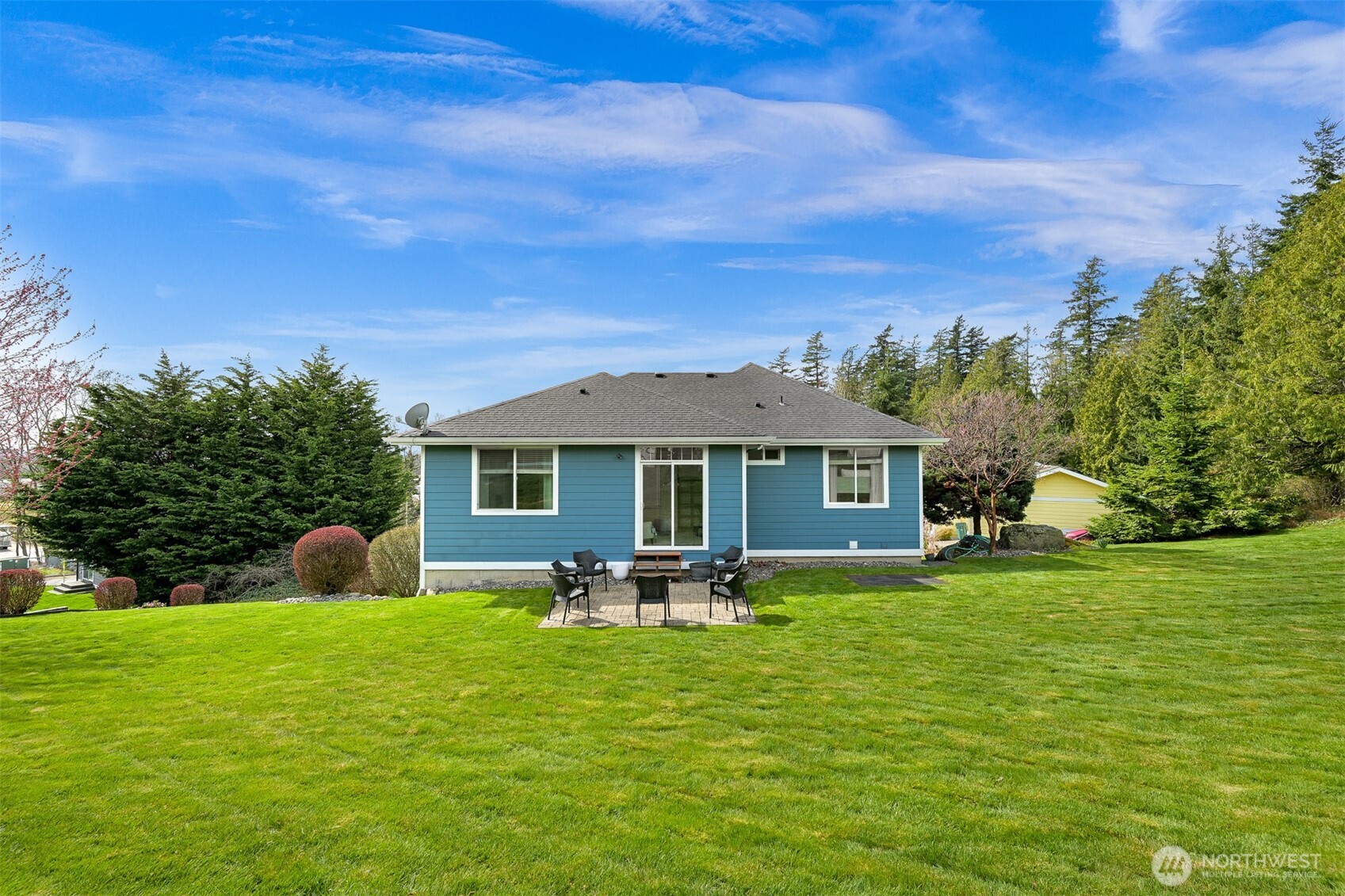 658 Parkside Place