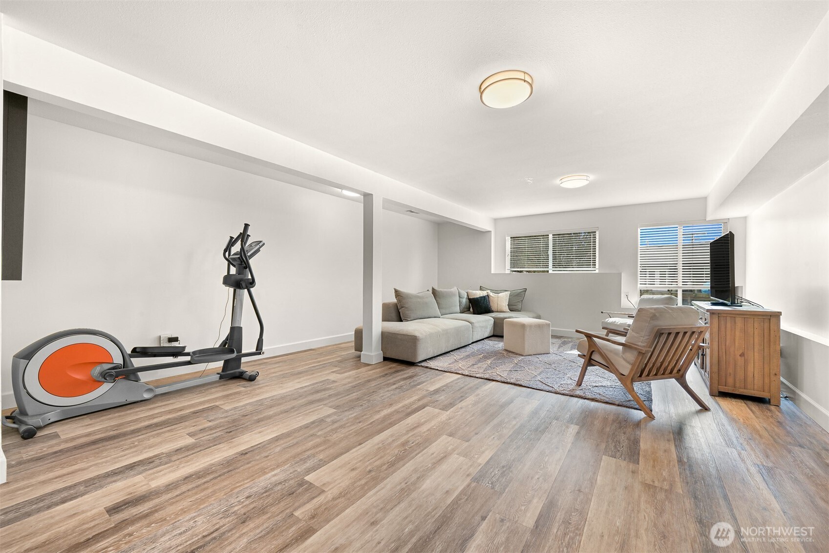 658 Parkside Place
