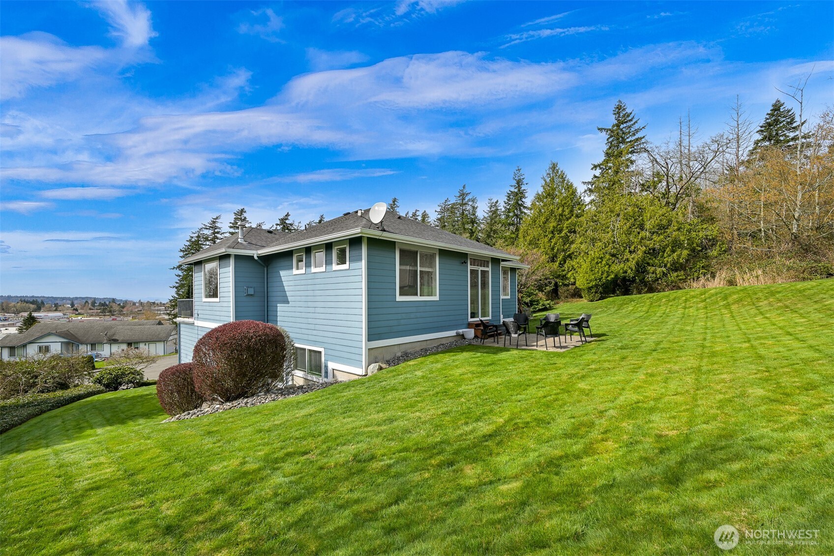 658 Parkside Place