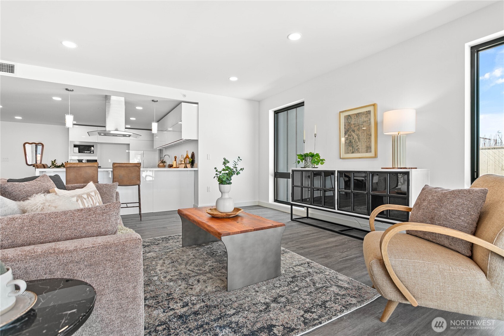 1019 Granary Avenue Unit: 201