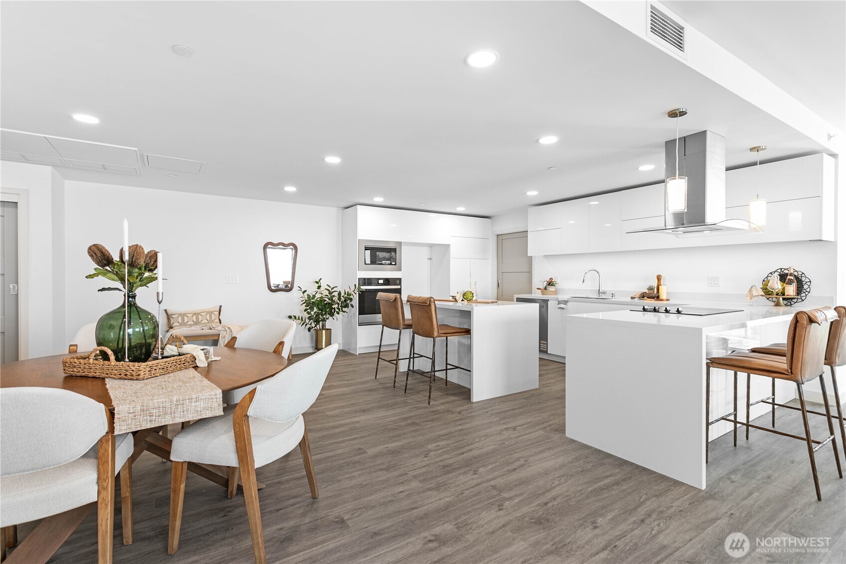 1019 Granary Avenue Unit: 201