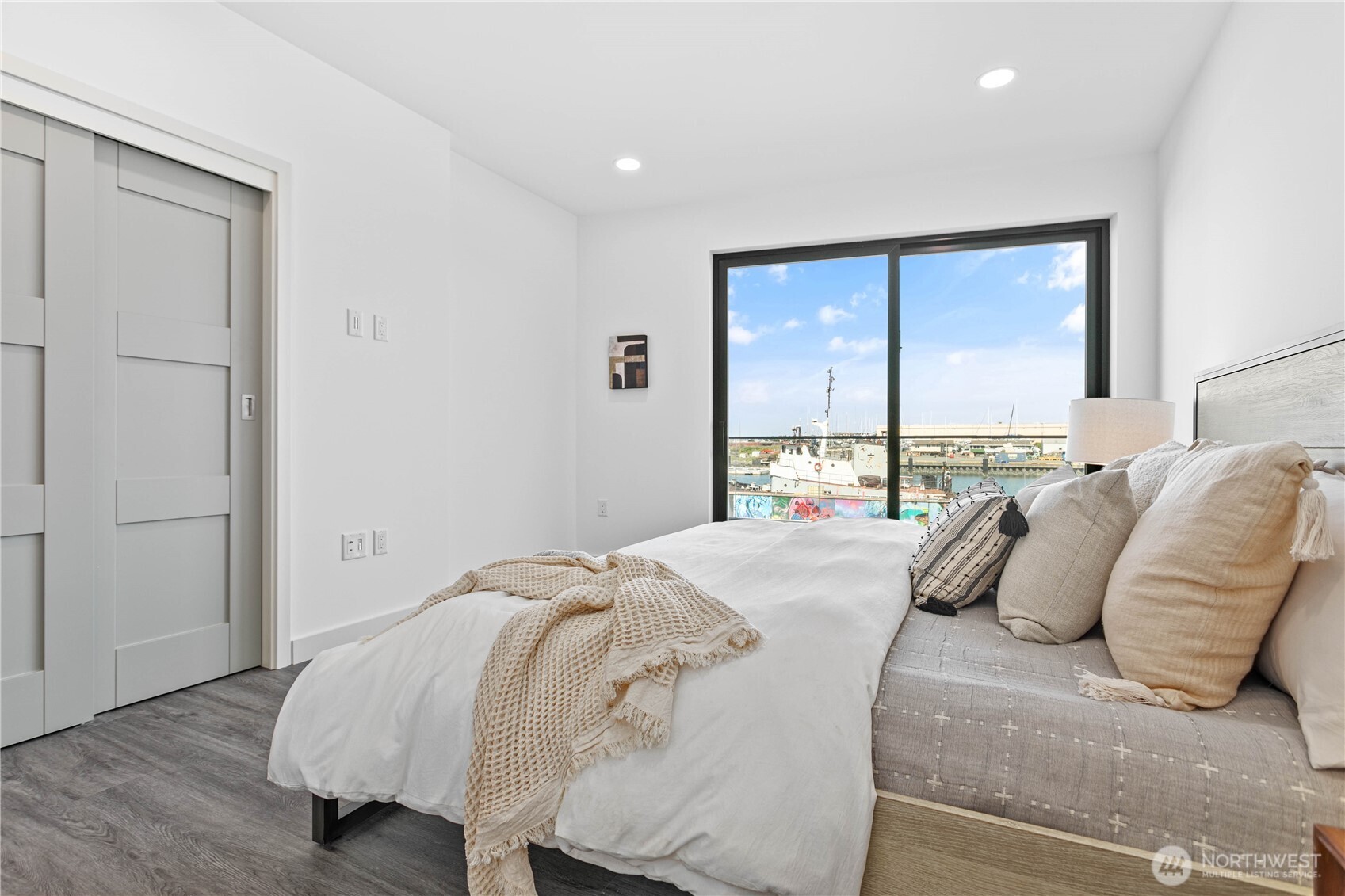 1019 Granary Avenue Unit: 201