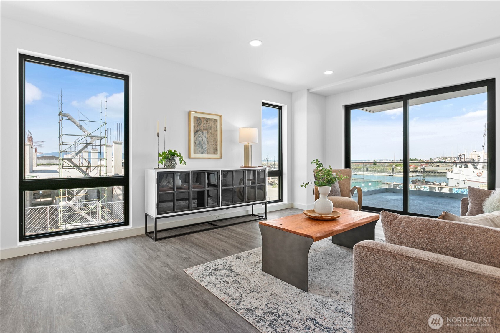 1019 Granary Avenue Unit: 201
