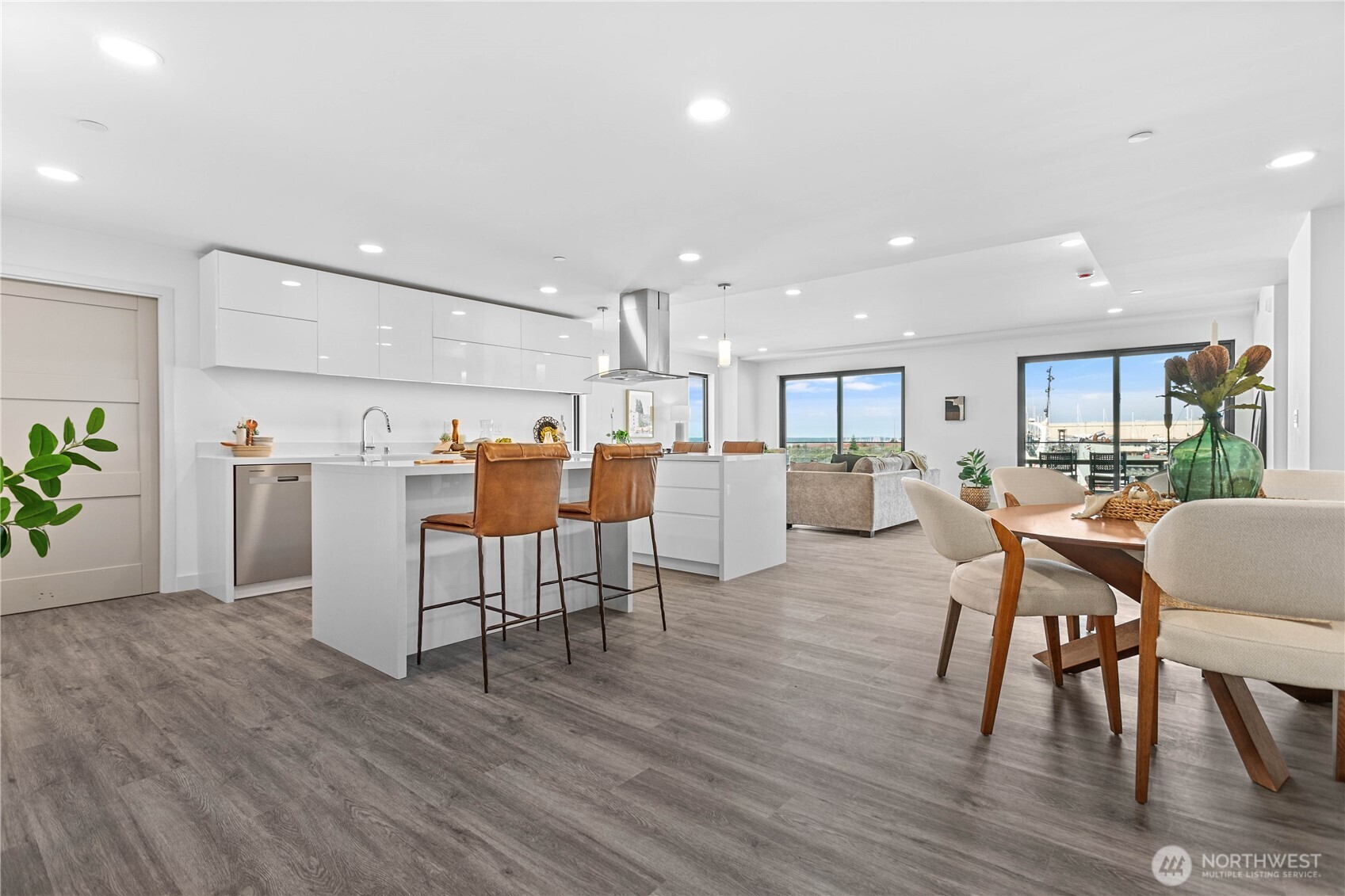 1019 Granary Avenue Unit: 201