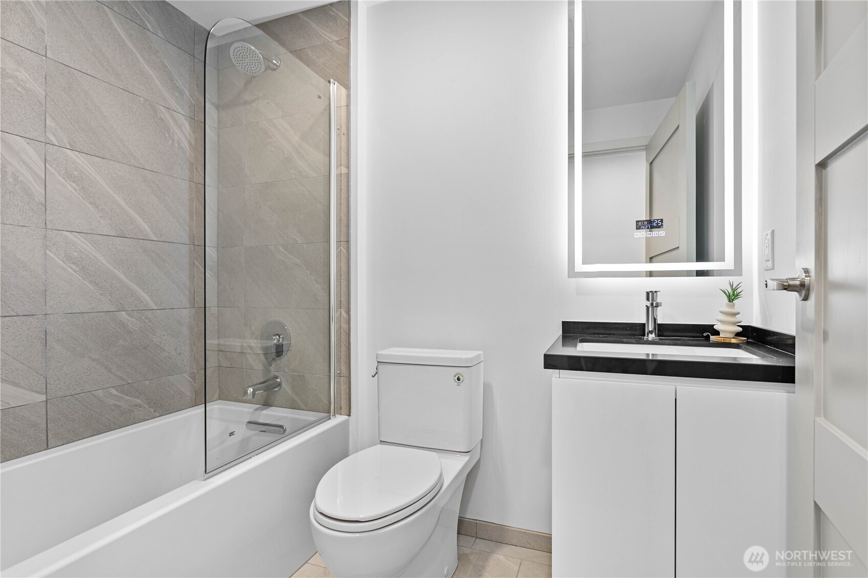 1019 Granary Avenue Unit: 201