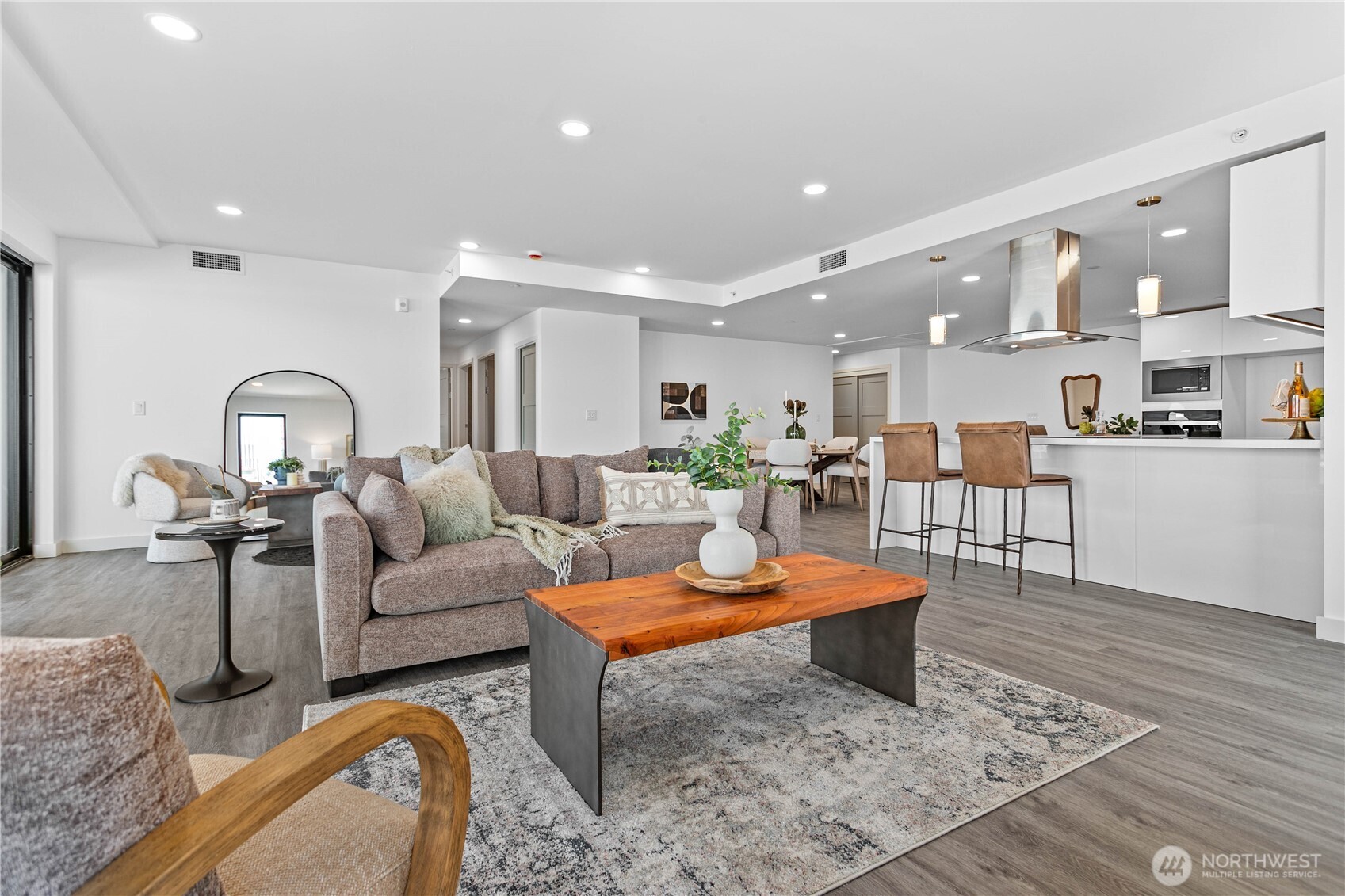 1019 Granary Avenue Unit: 201