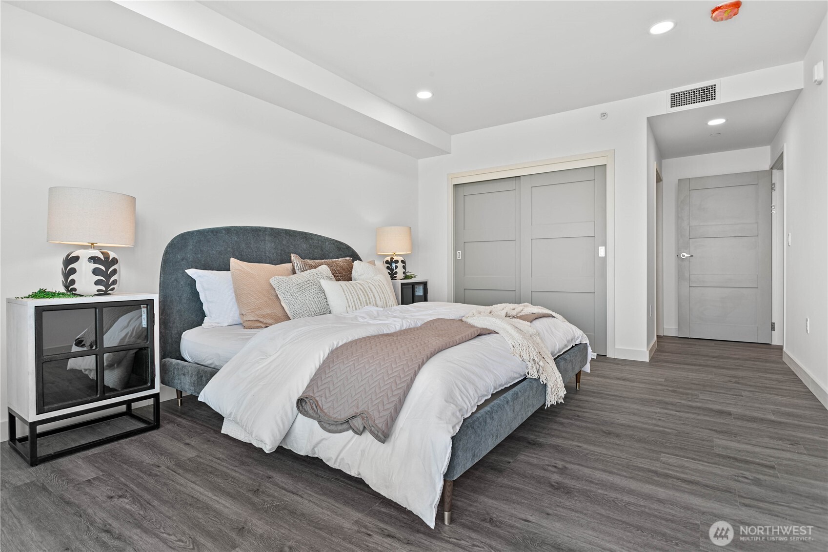 1019 Granary Avenue Unit: 201