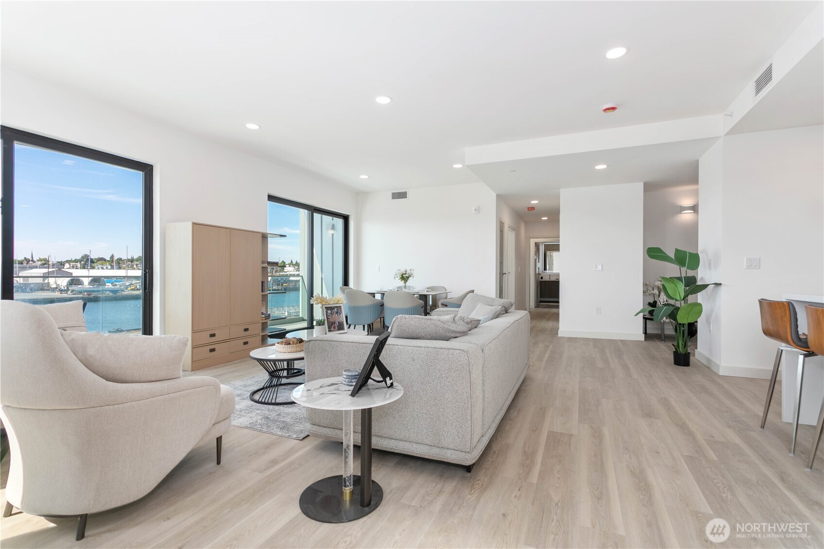 1019 Granary Avenue Unit: 301