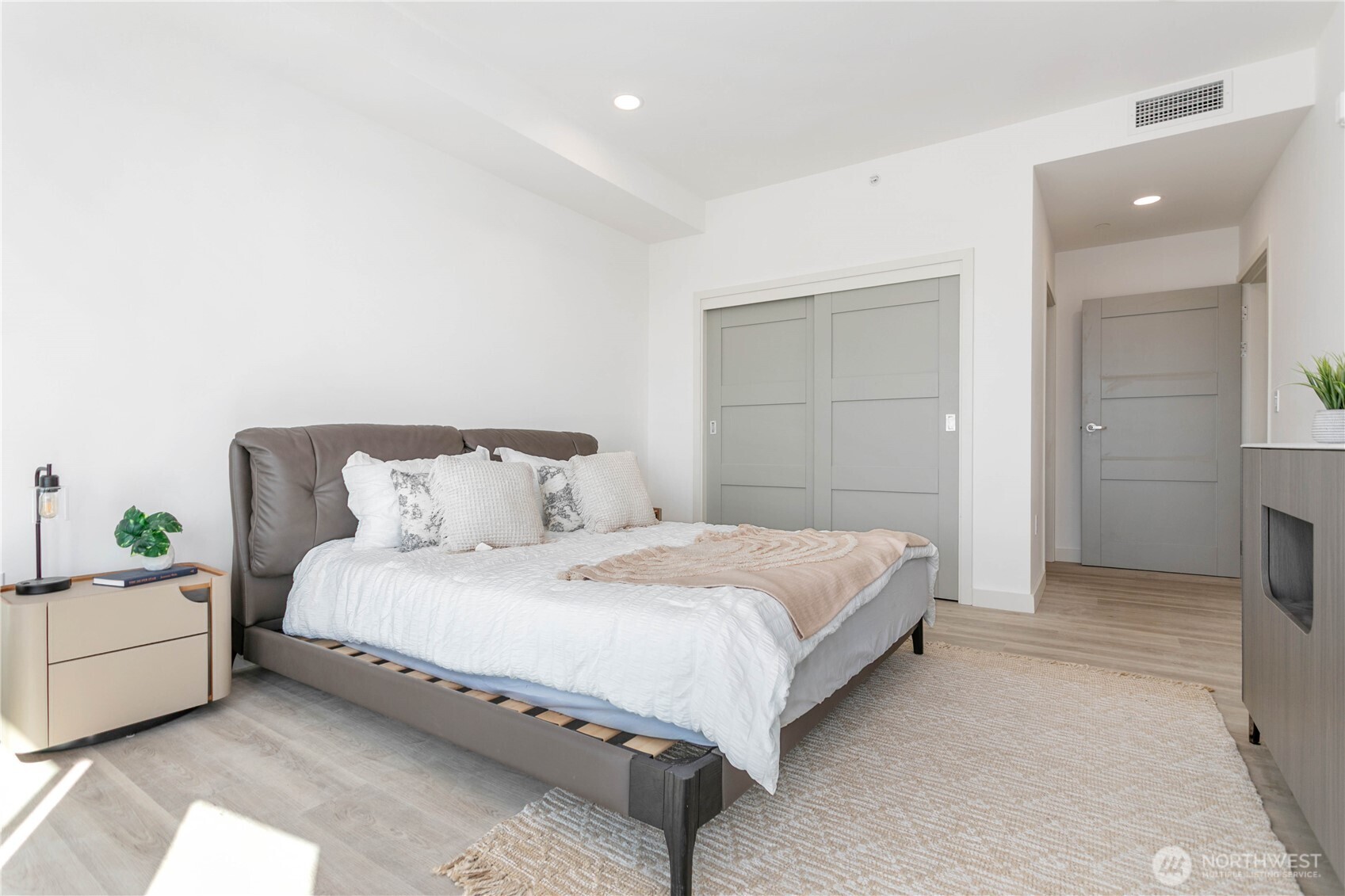 1019 Granary Avenue Unit: 301