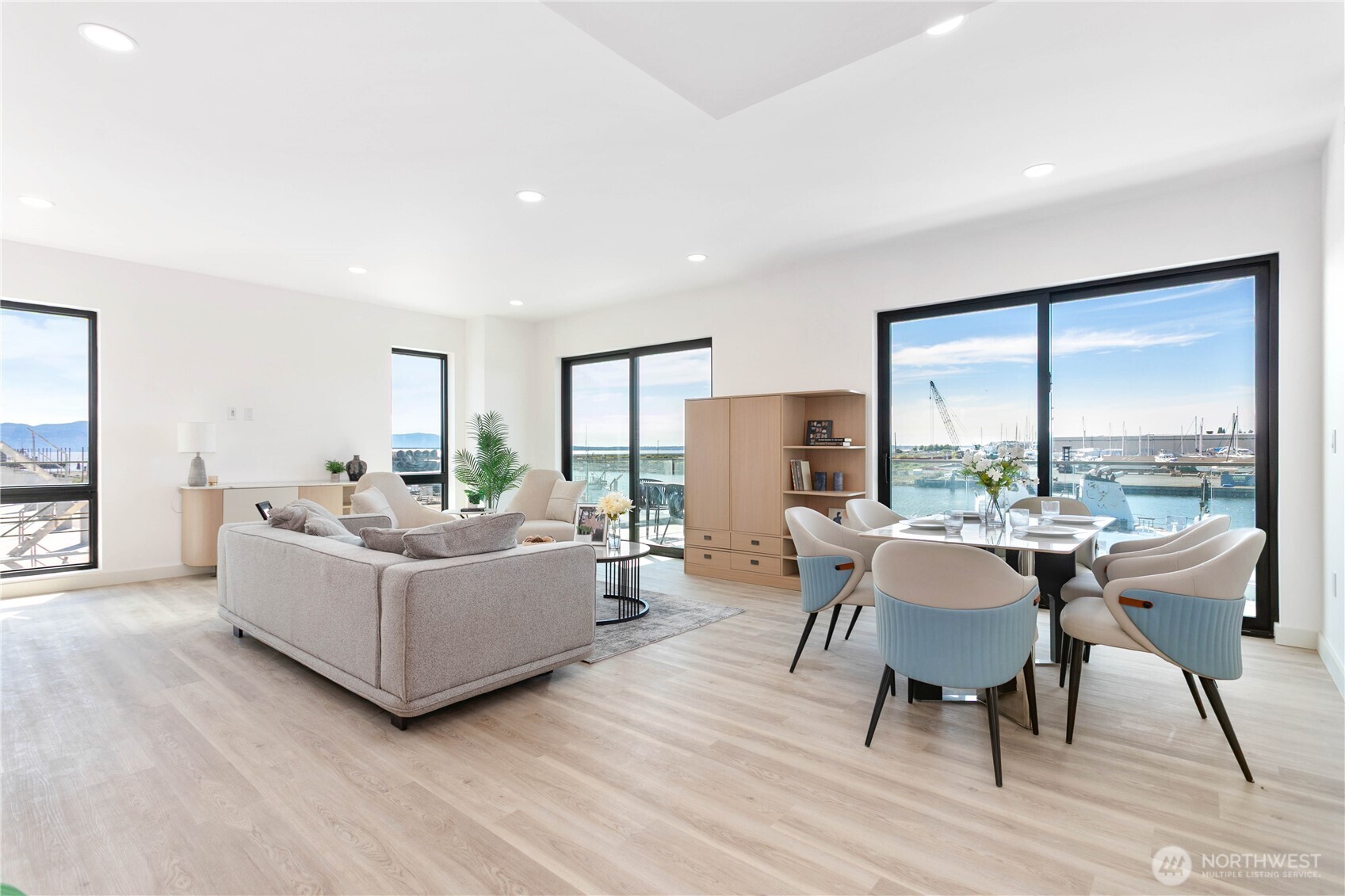 1019 Granary Avenue Unit: 301