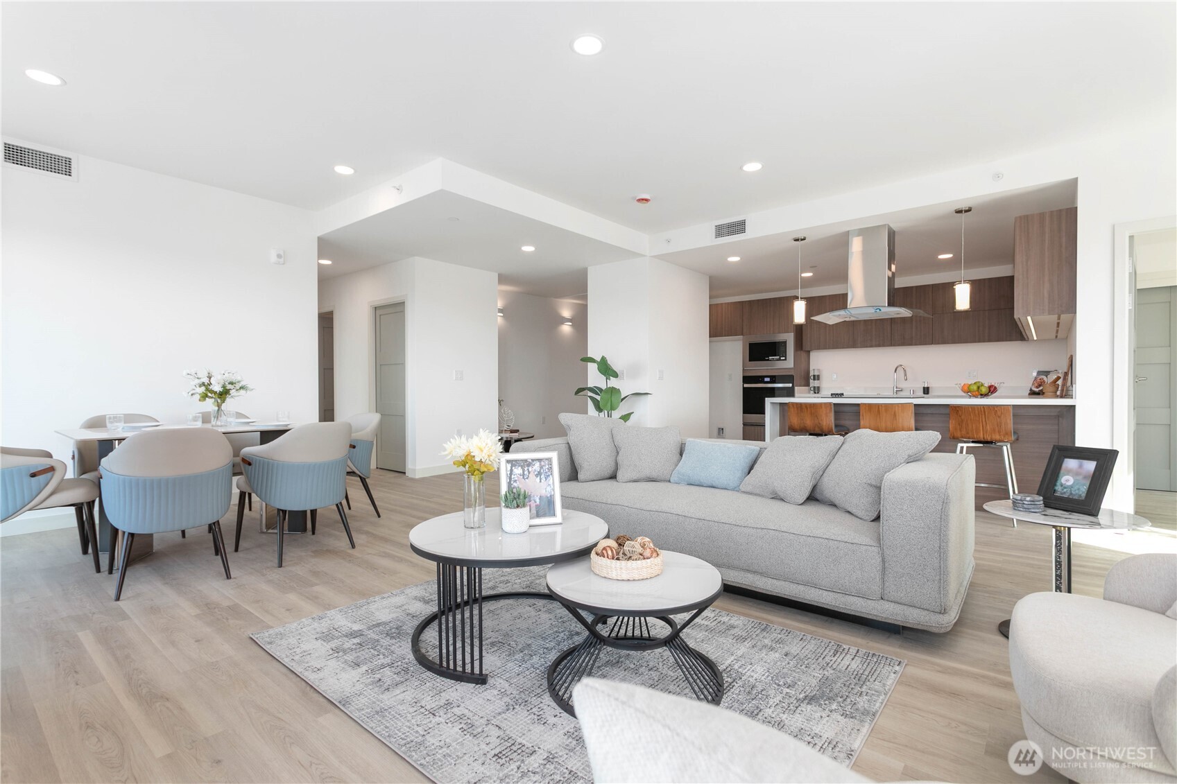 1019 Granary Avenue Unit: 301