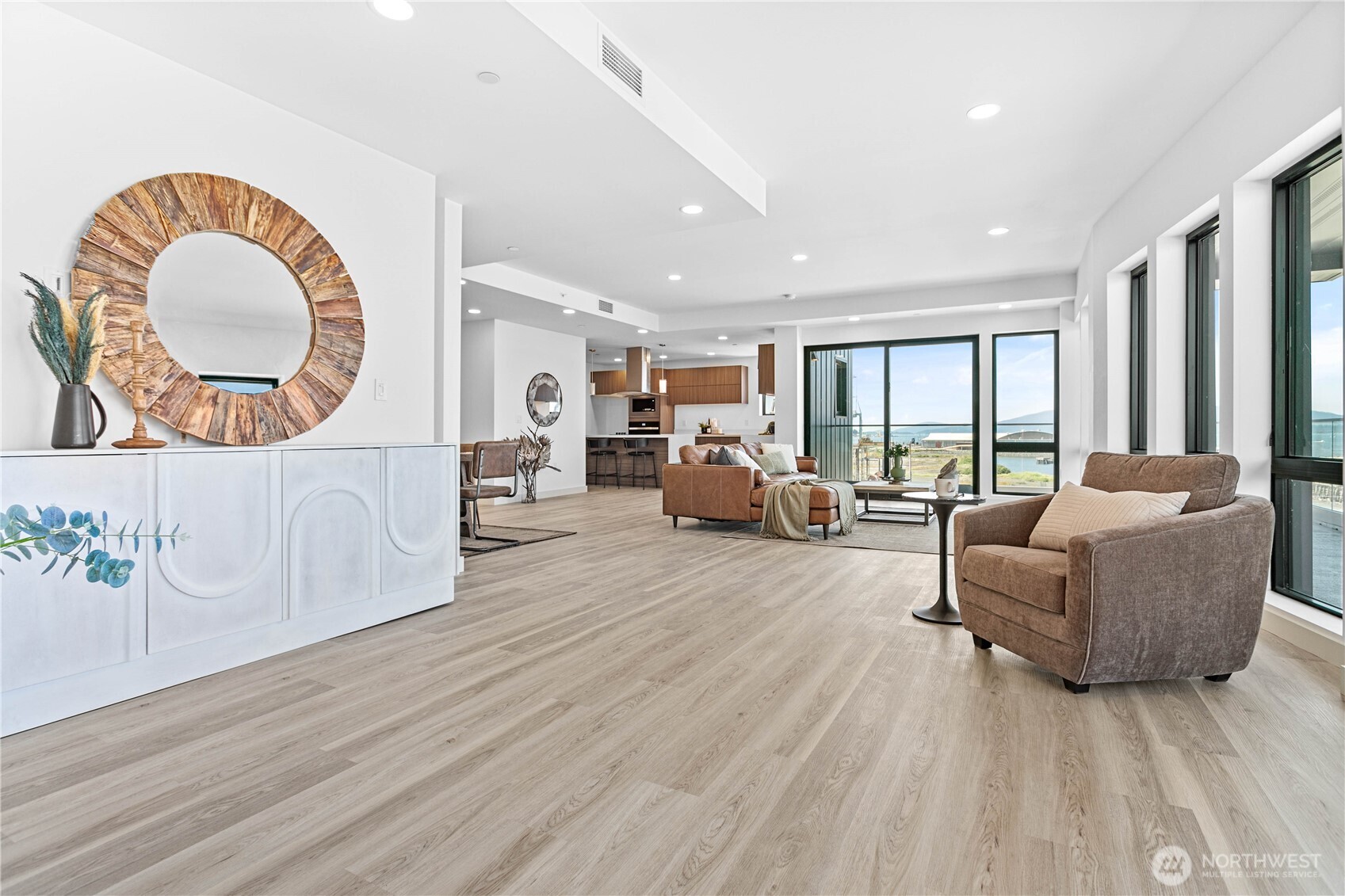1019 Granary Avenue Unit: 501