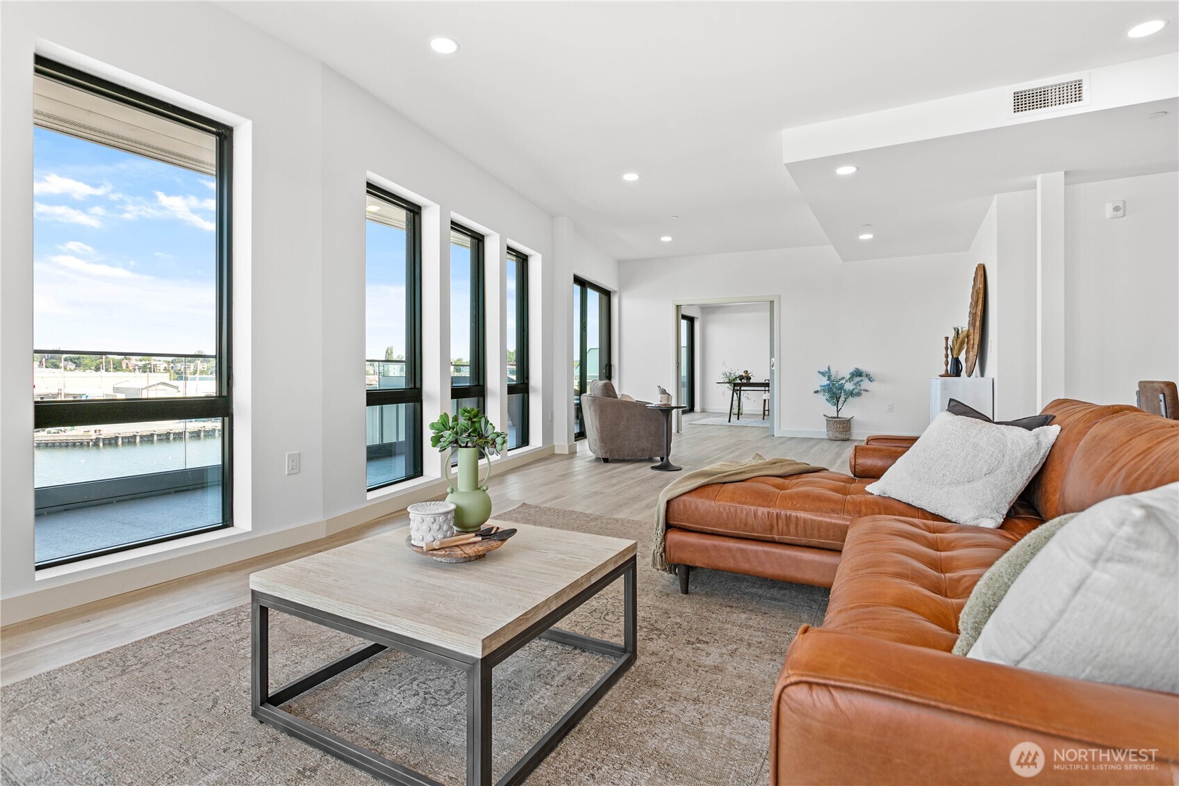 1019 Granary Avenue Unit: 501