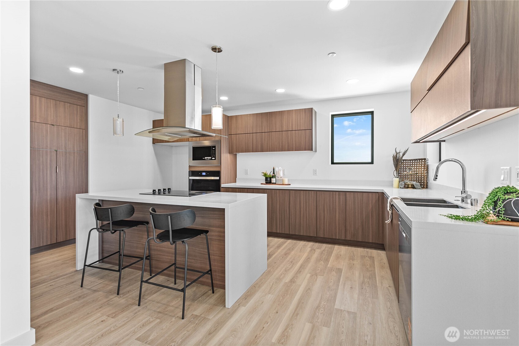 1019 Granary Avenue Unit: 501