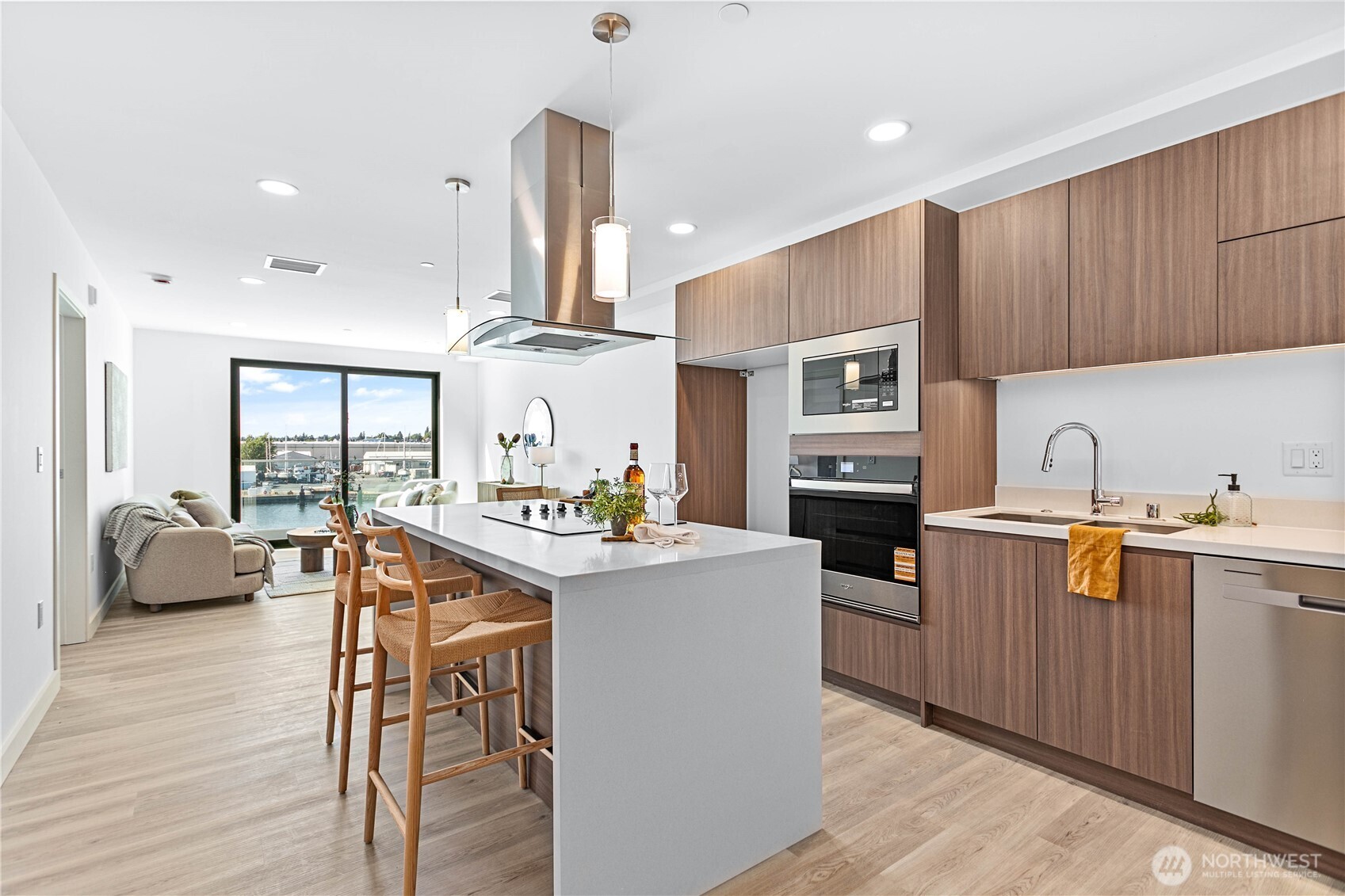 1019 Granary Avenue Unit: 402