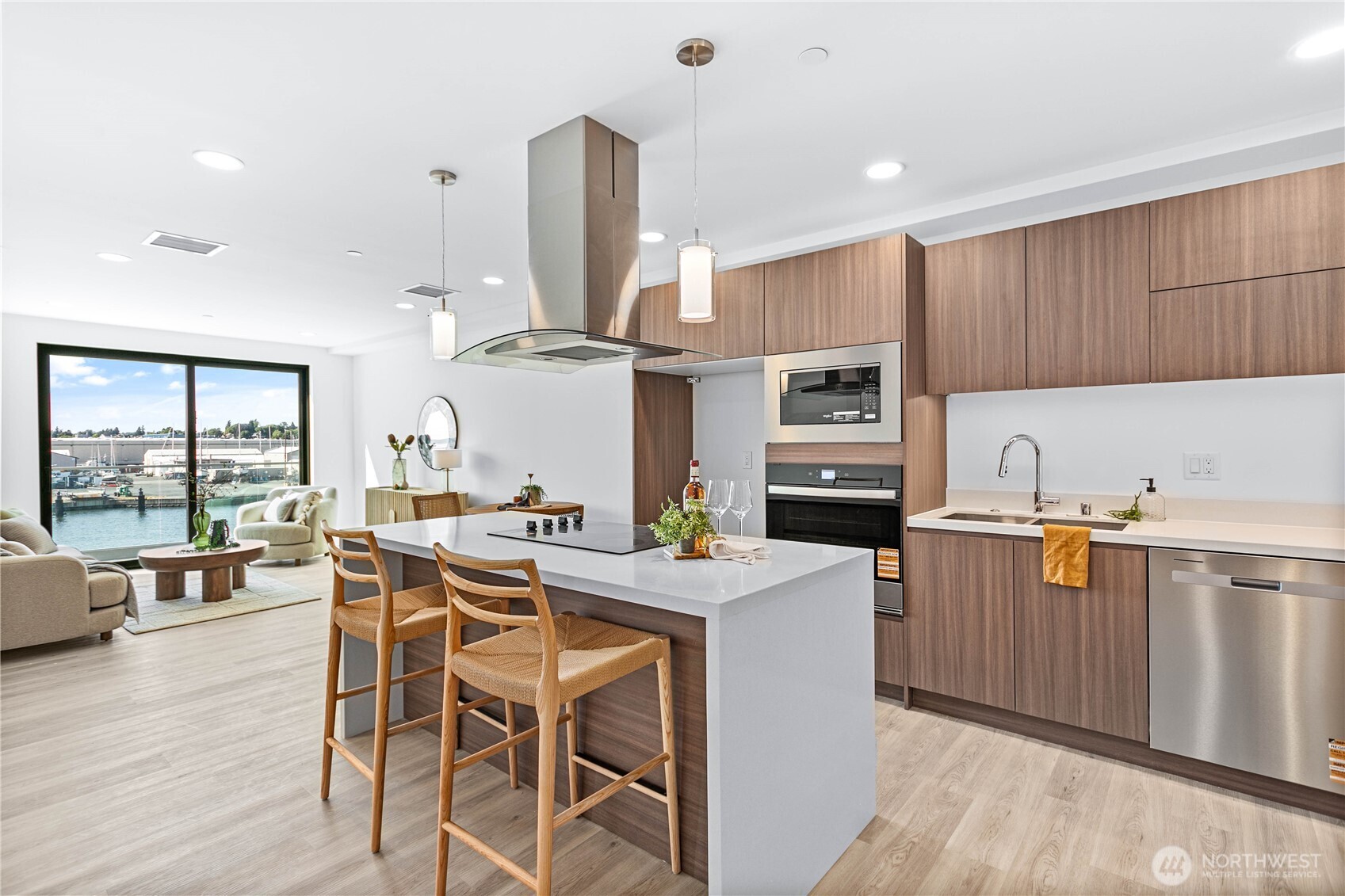 1019 Granary Avenue Unit: 402