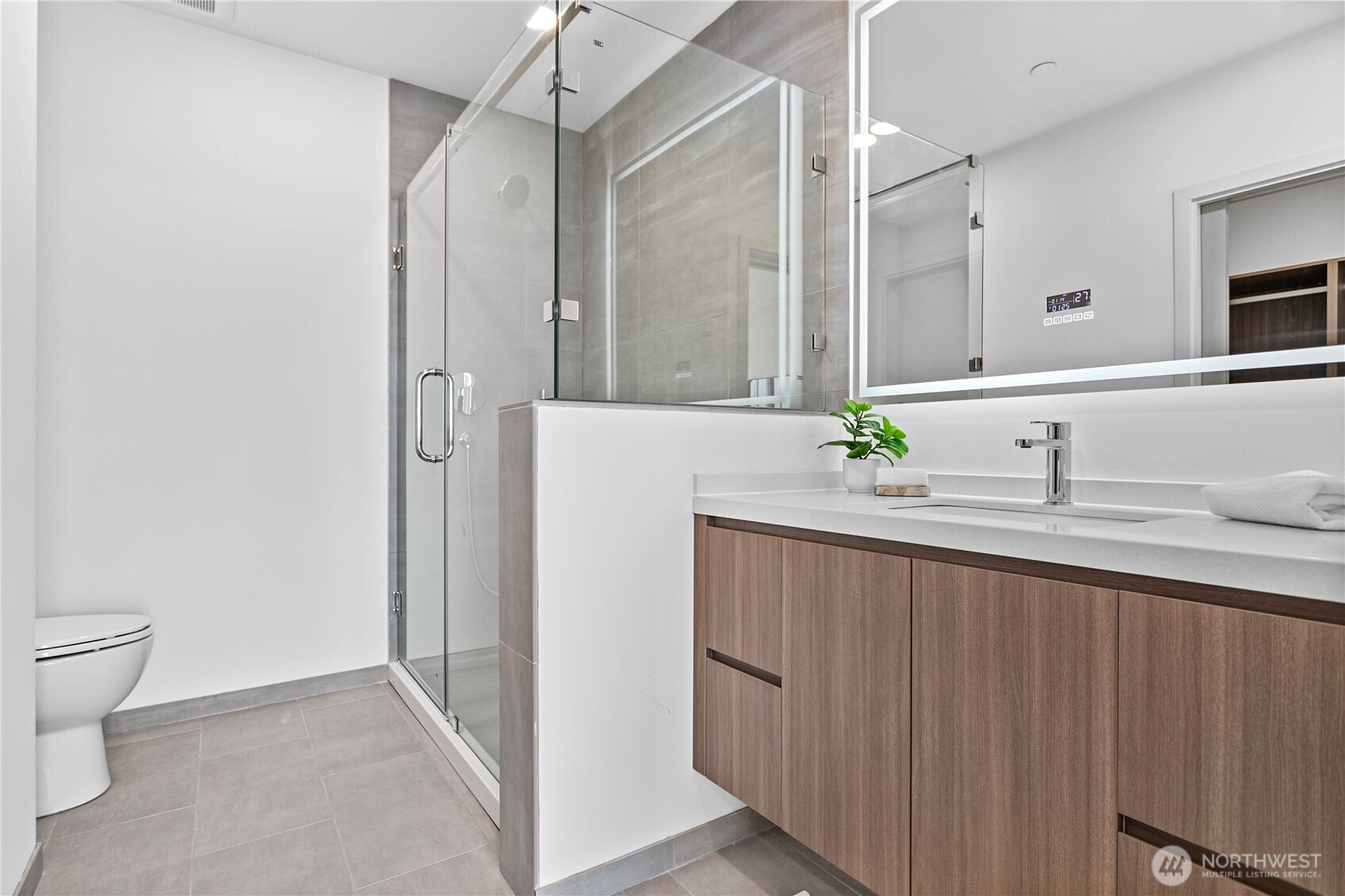 1019 Granary Avenue Unit: 402