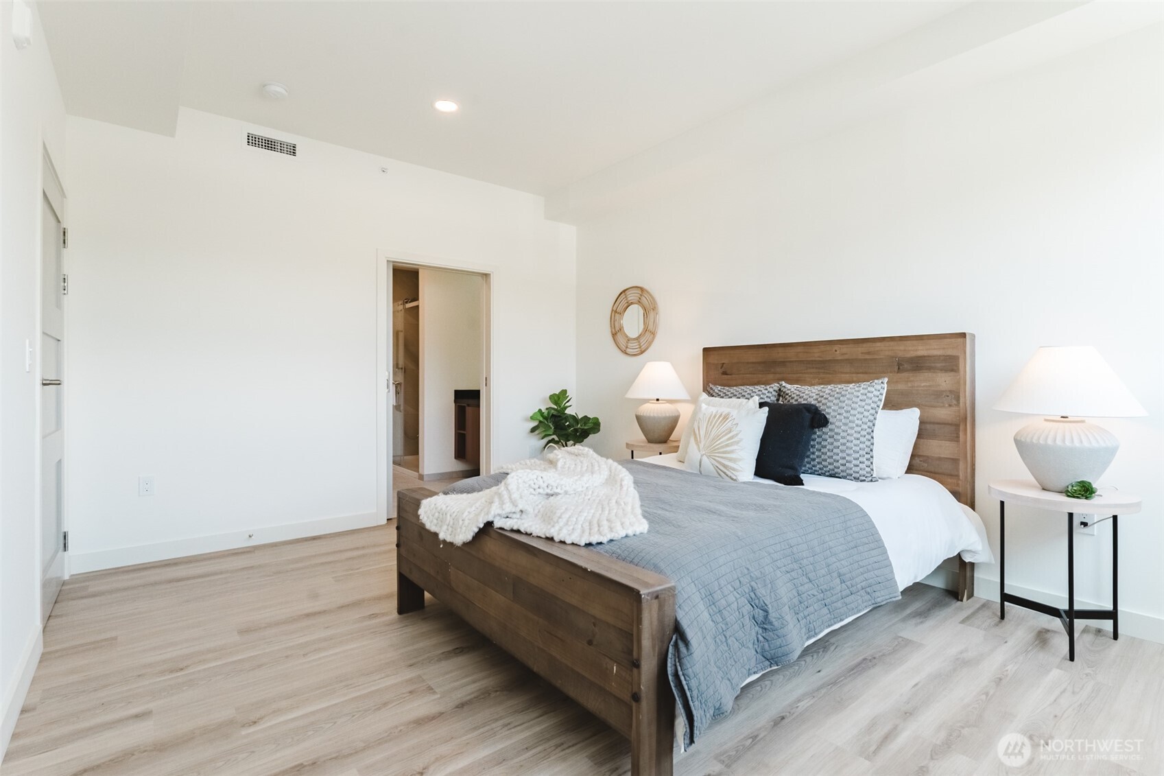 1019 Granary Avenue Unit: 202