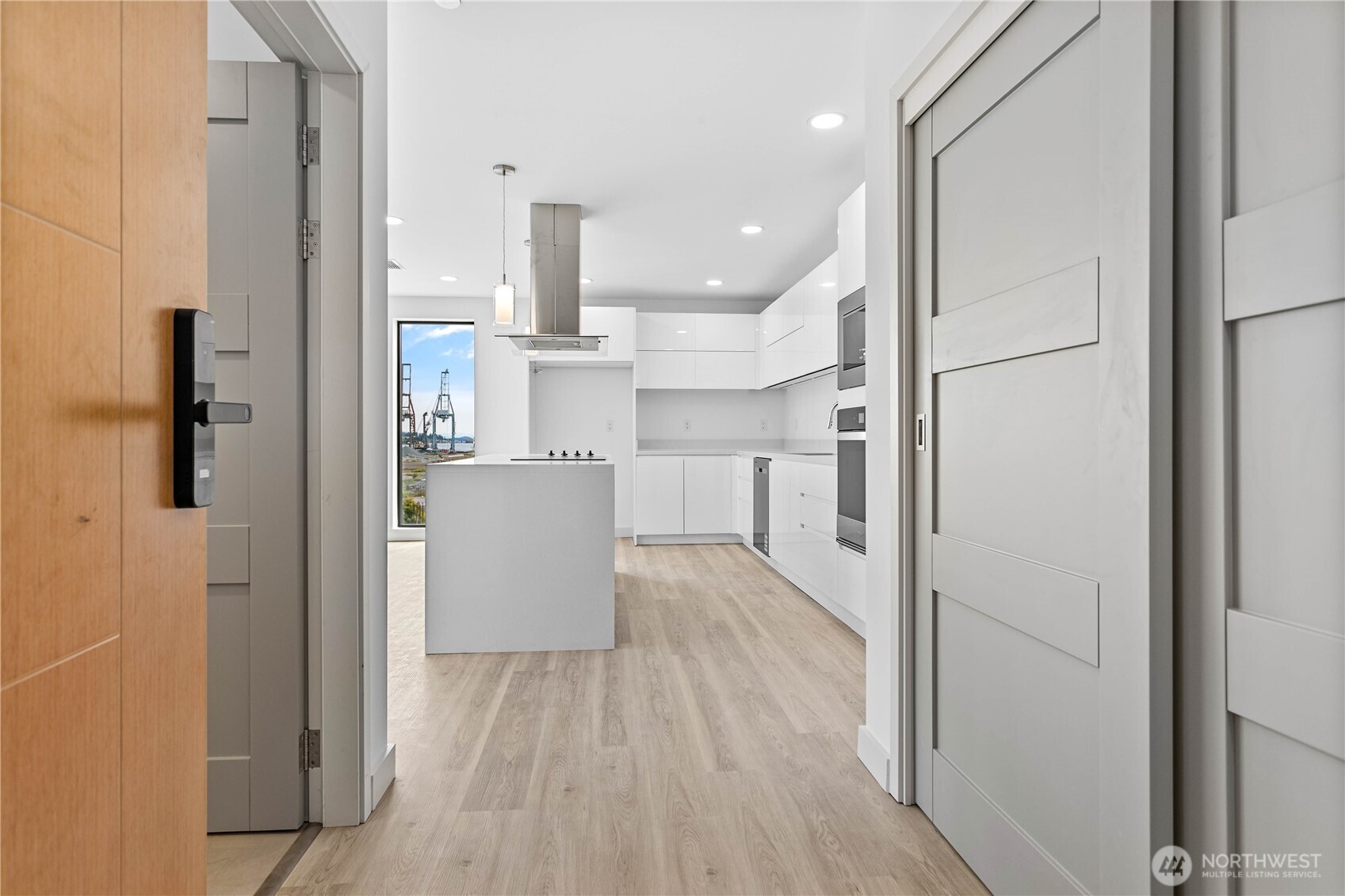 1019 Granary Avenue Unit: 412