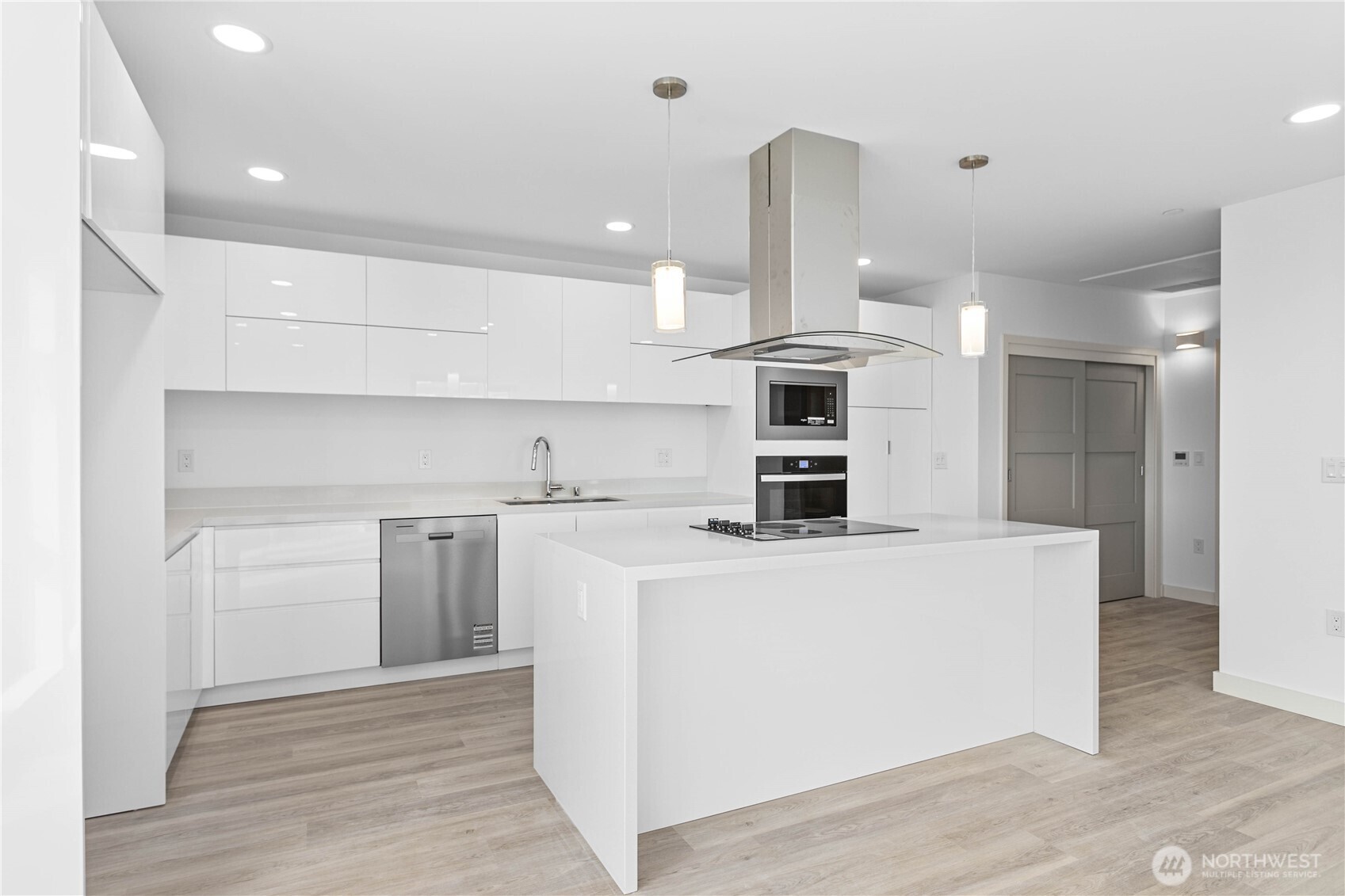 1019 Granary Avenue Unit: 412