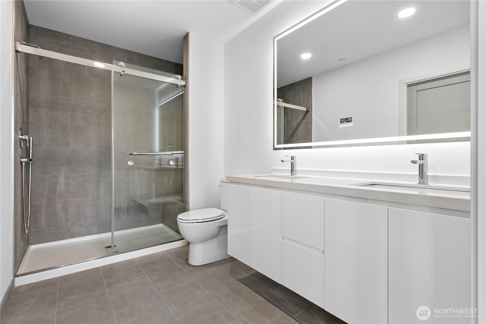 1019 Granary Avenue Unit: 412