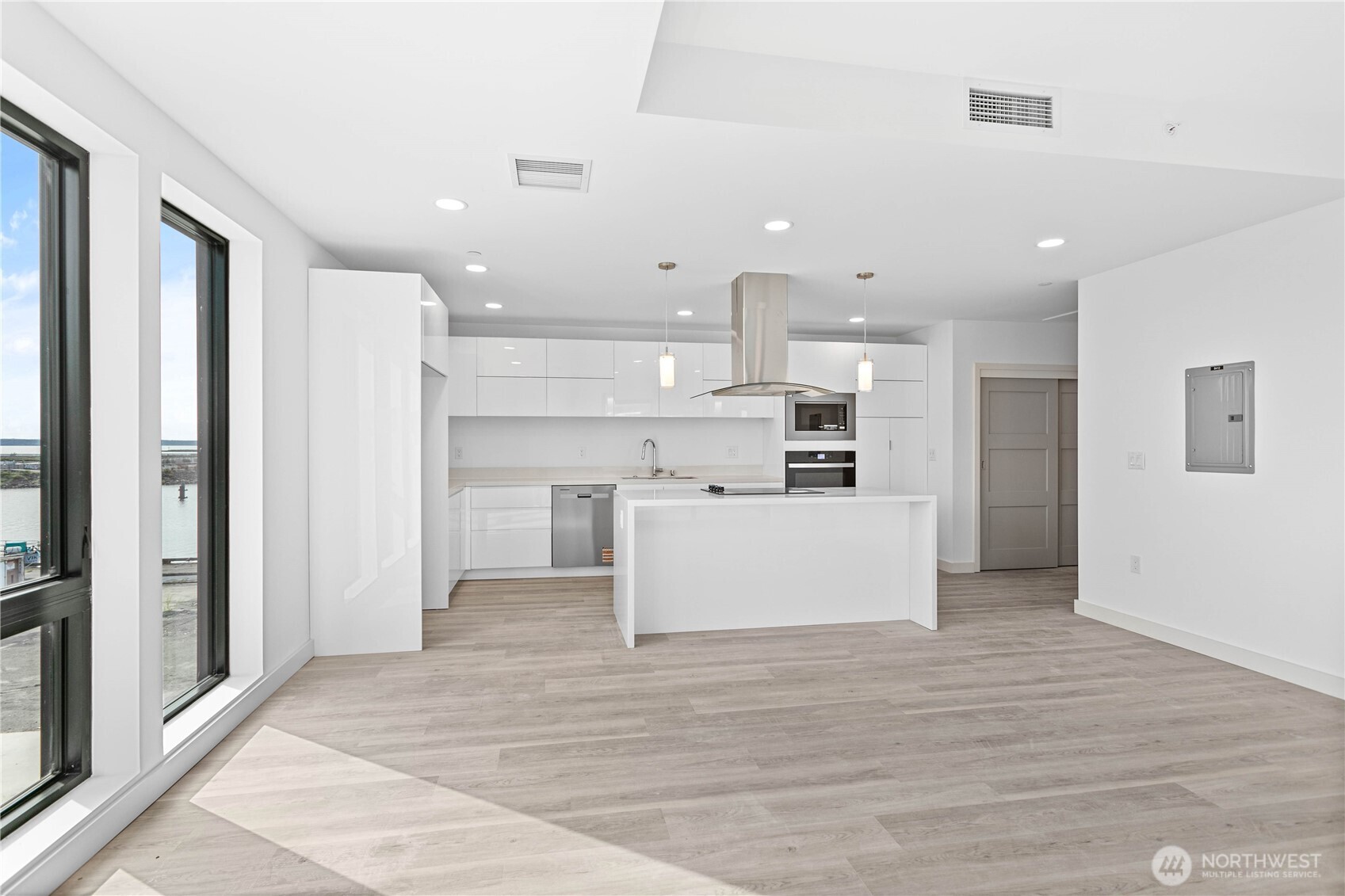 1019 Granary Avenue Unit: 412