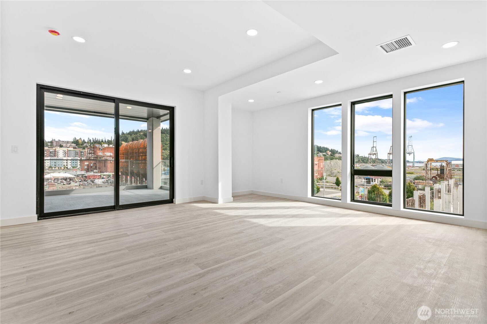 1019 Granary Avenue Unit: 412