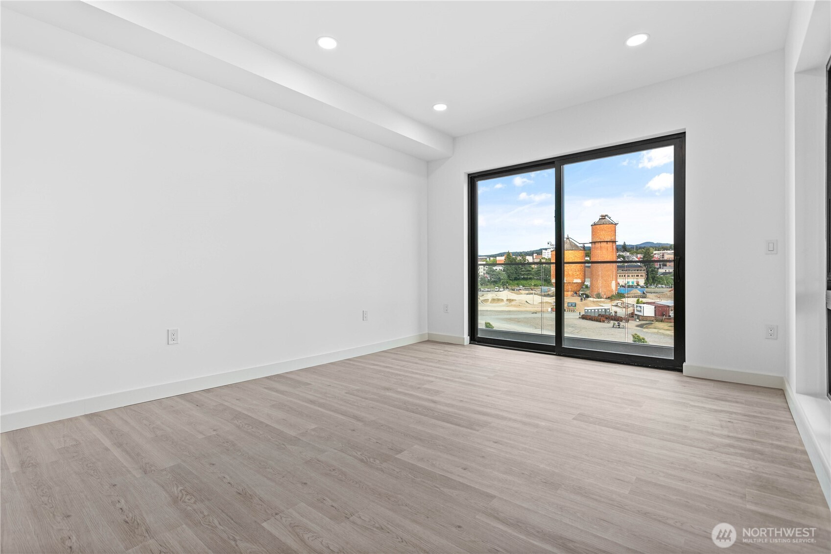 1019 Granary Avenue Unit: 412