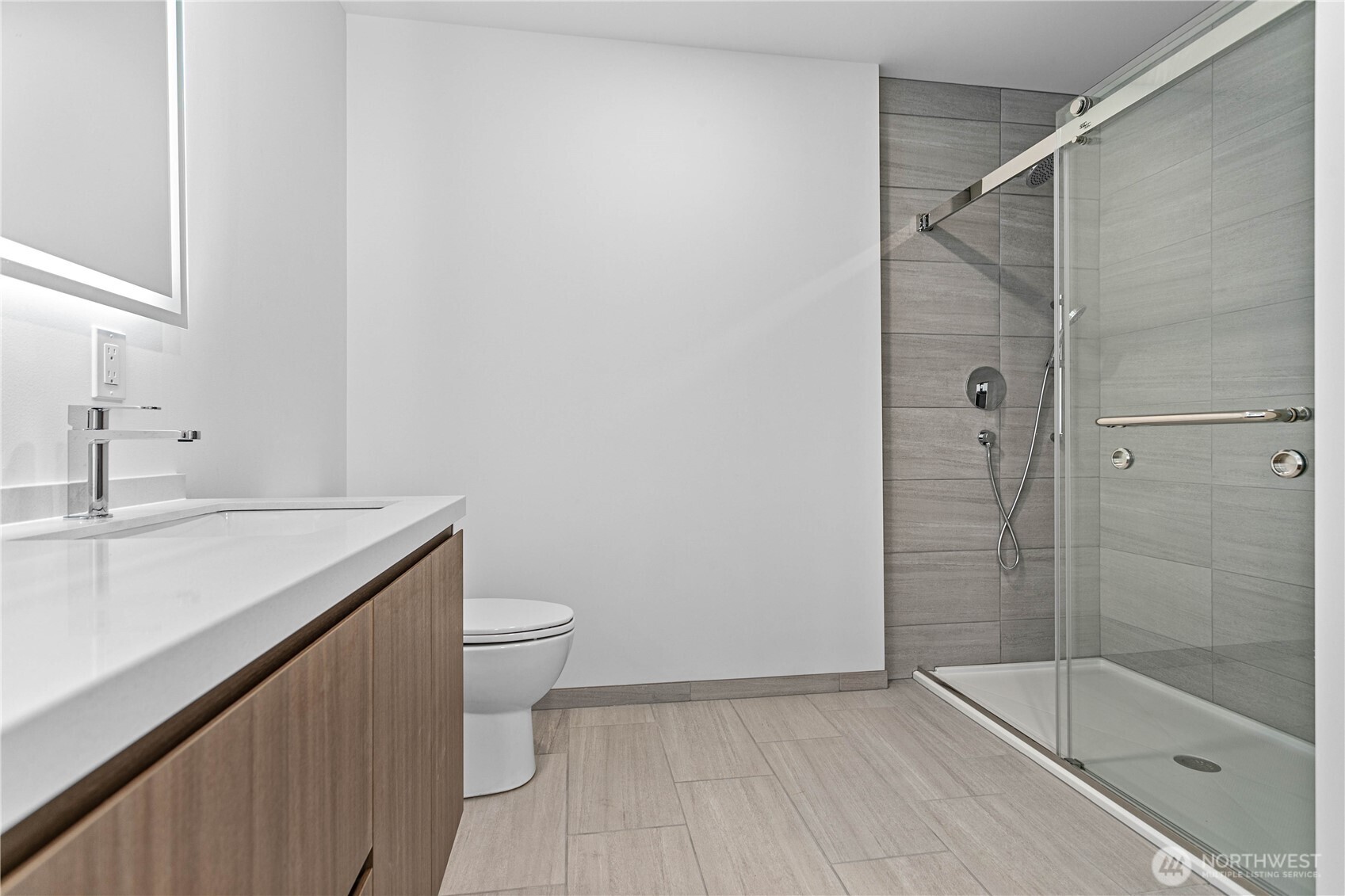 1019 Granary Avenue Unit: 304