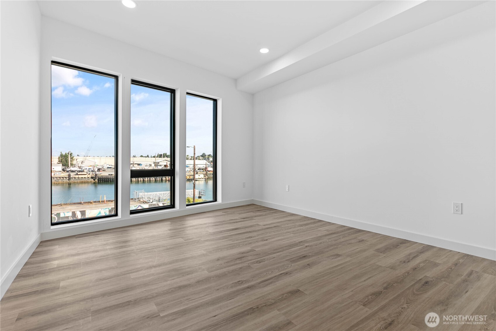 1019 Granary Avenue Unit: 304