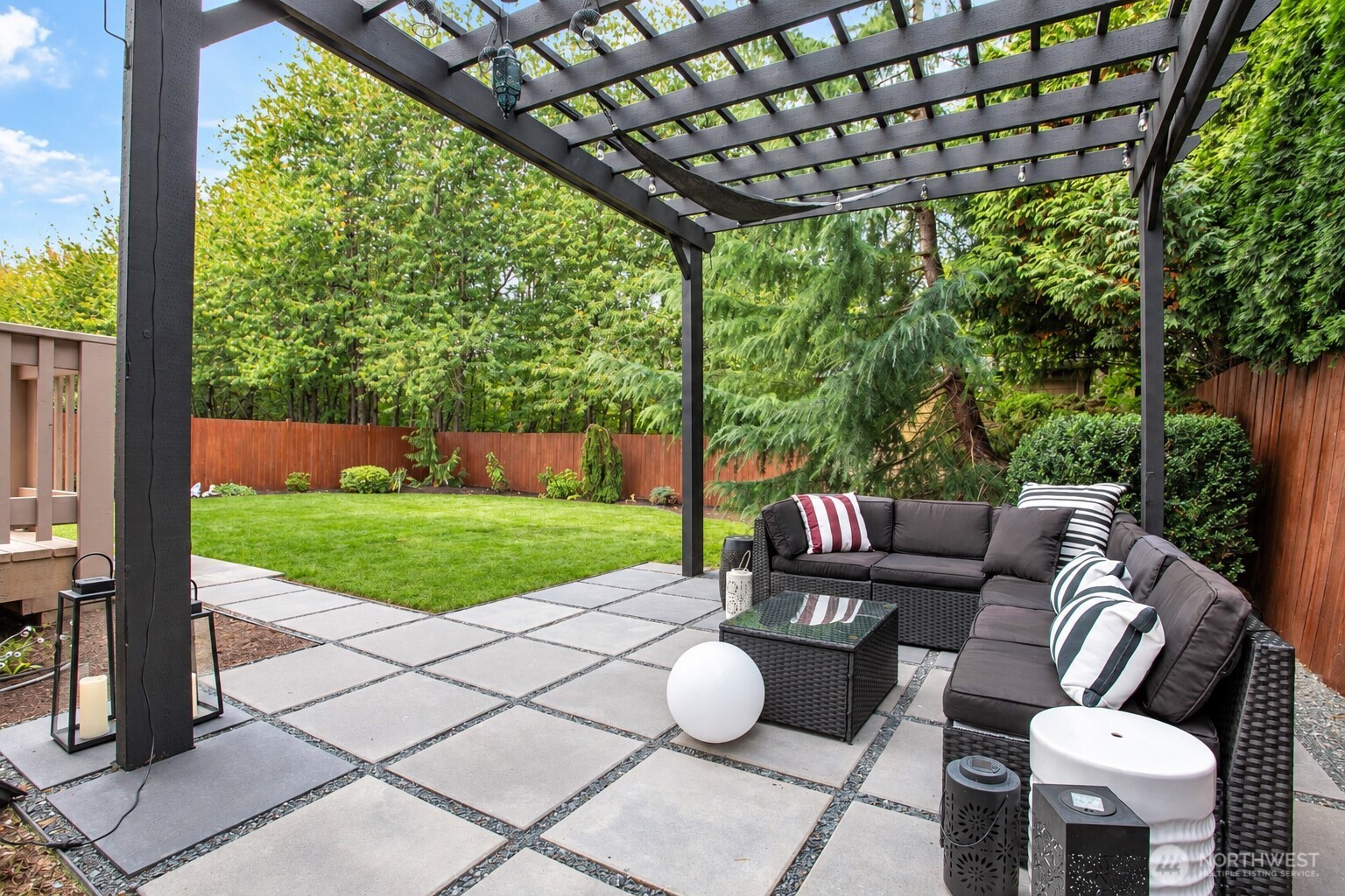 5643 Old Settler Drive
