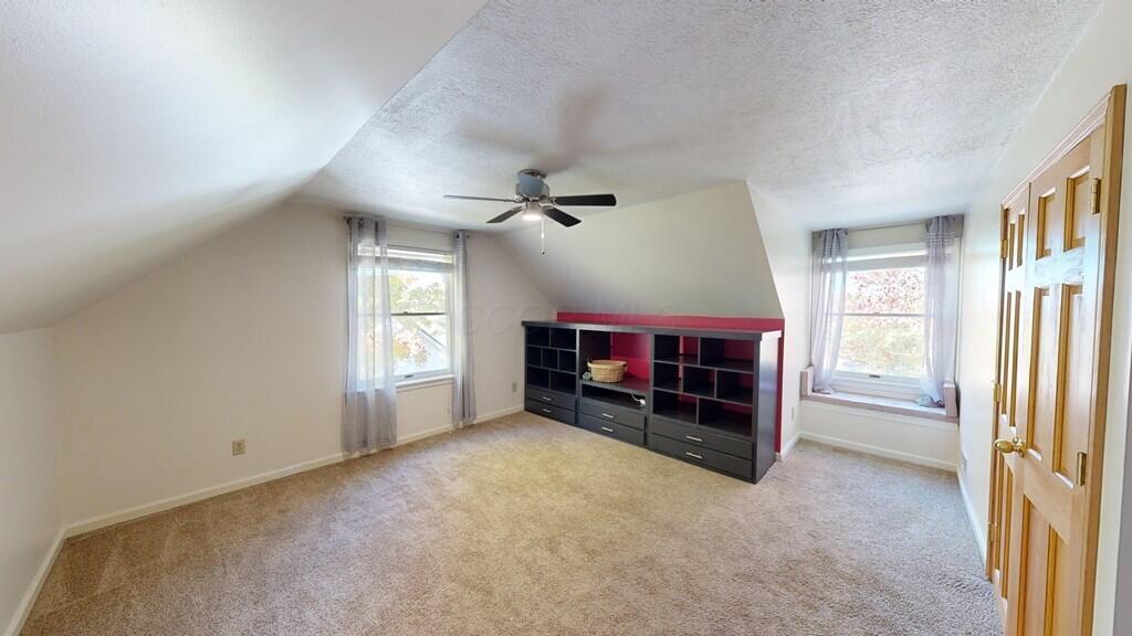 863 Manor Circle