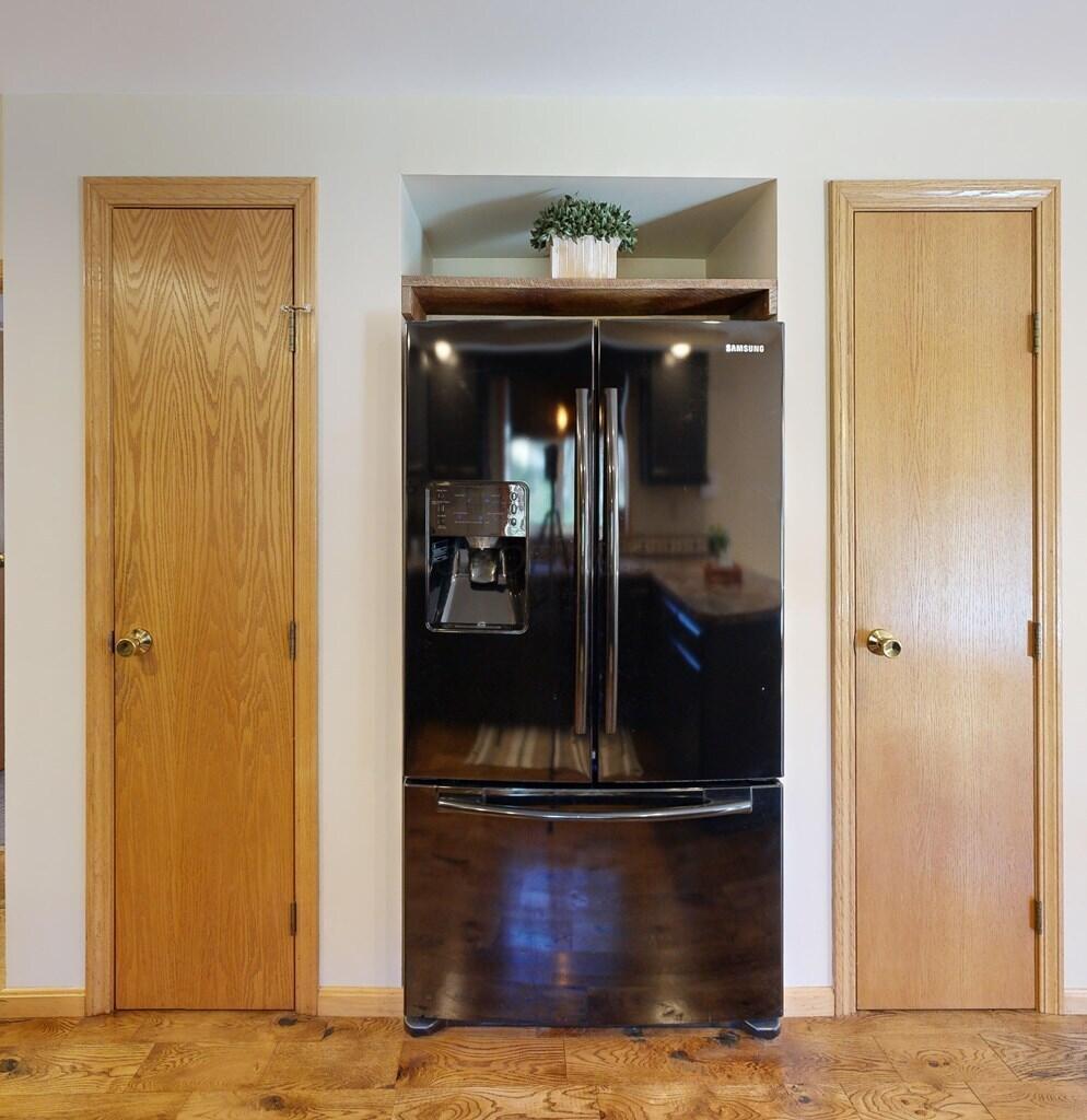 863 Manor Circle