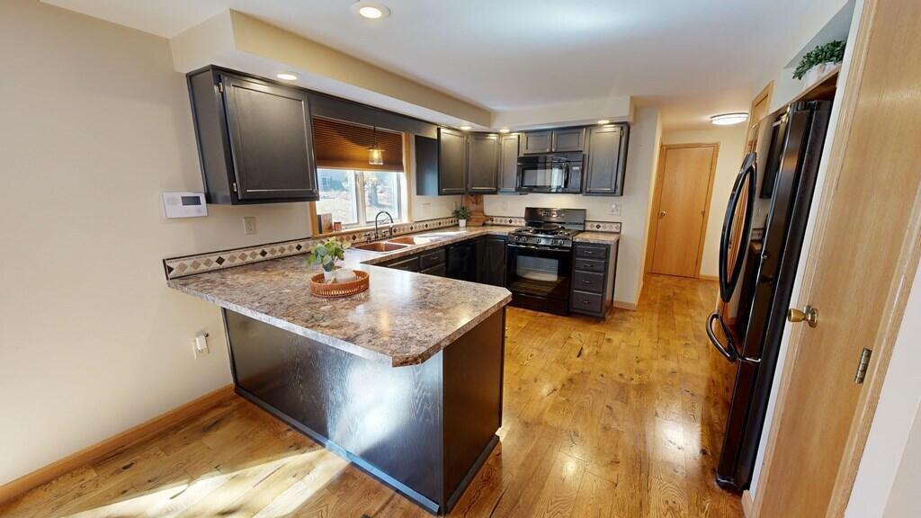863 Manor Circle