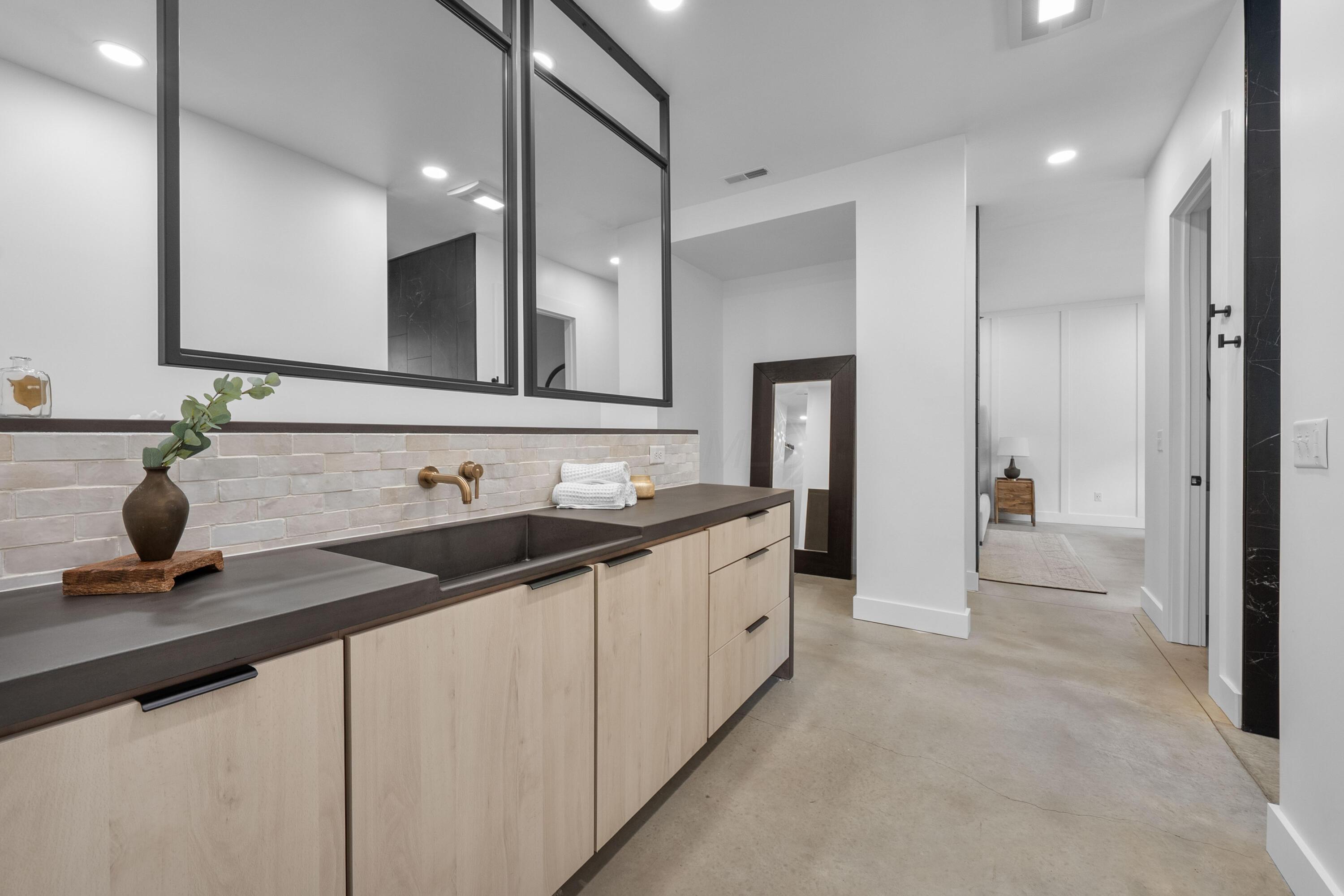 3226 Bean Oller Road
