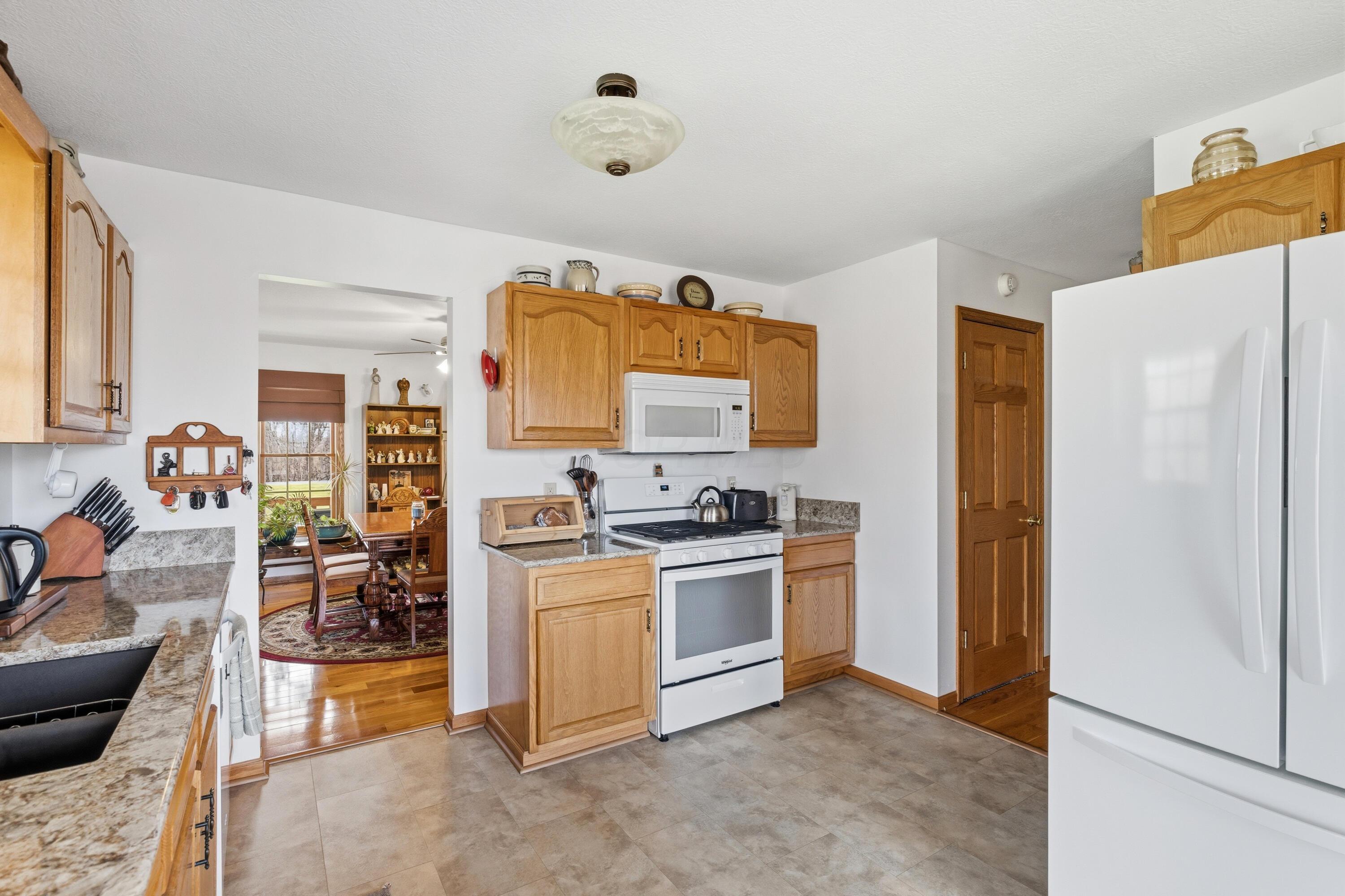 3064 Township Road 124 NE