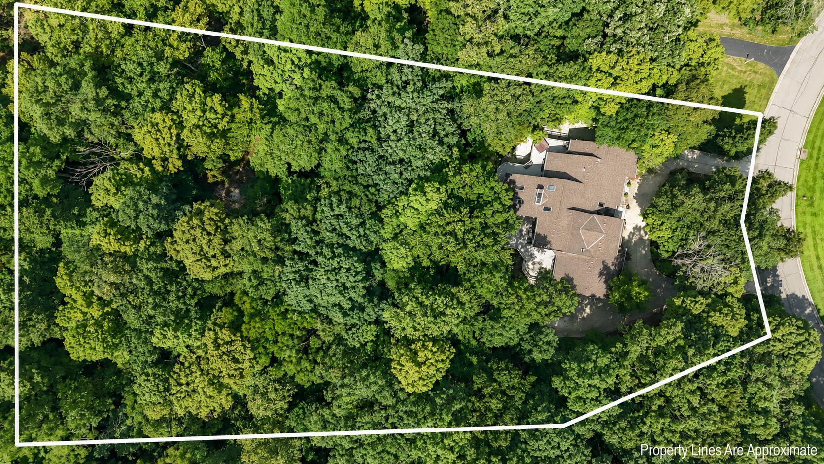 630 Woods Hollow Lane