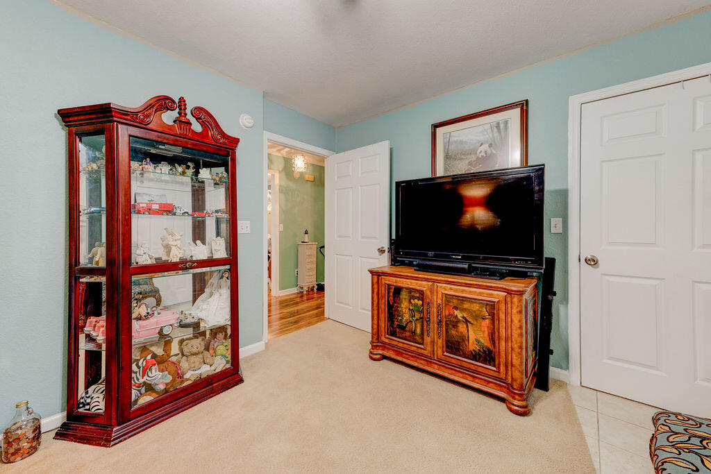 273 Flagstone Drive