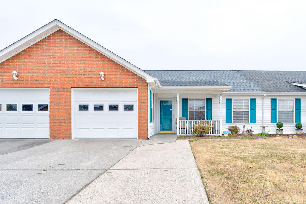 273 Flagstone Drive